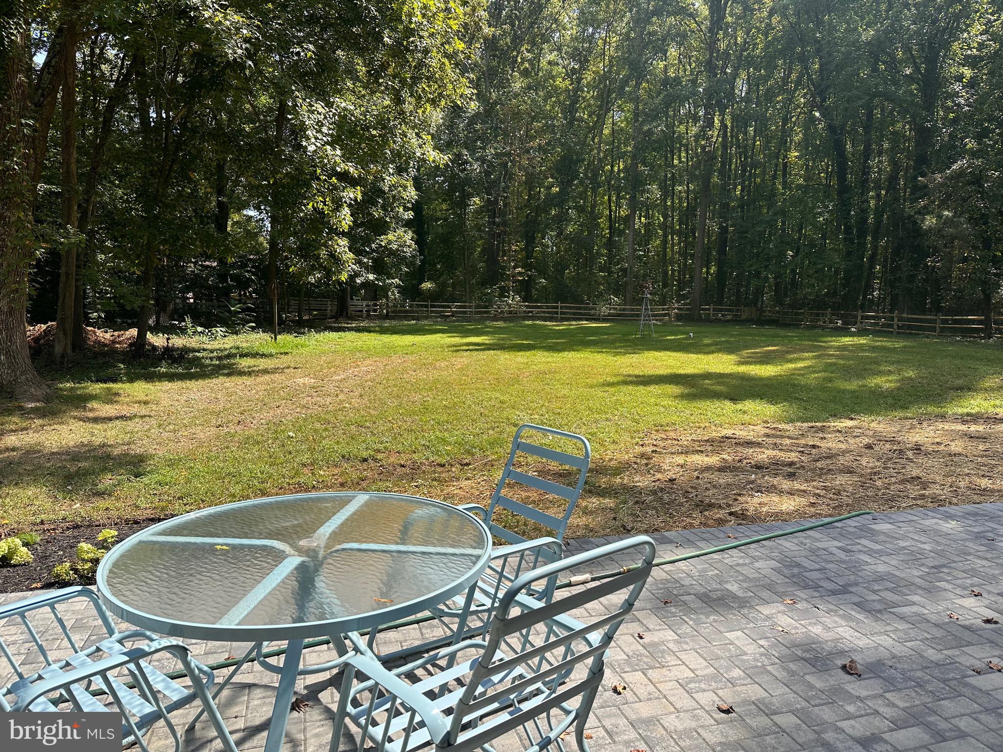 SHADY OAKS MANOR - Residential Lease