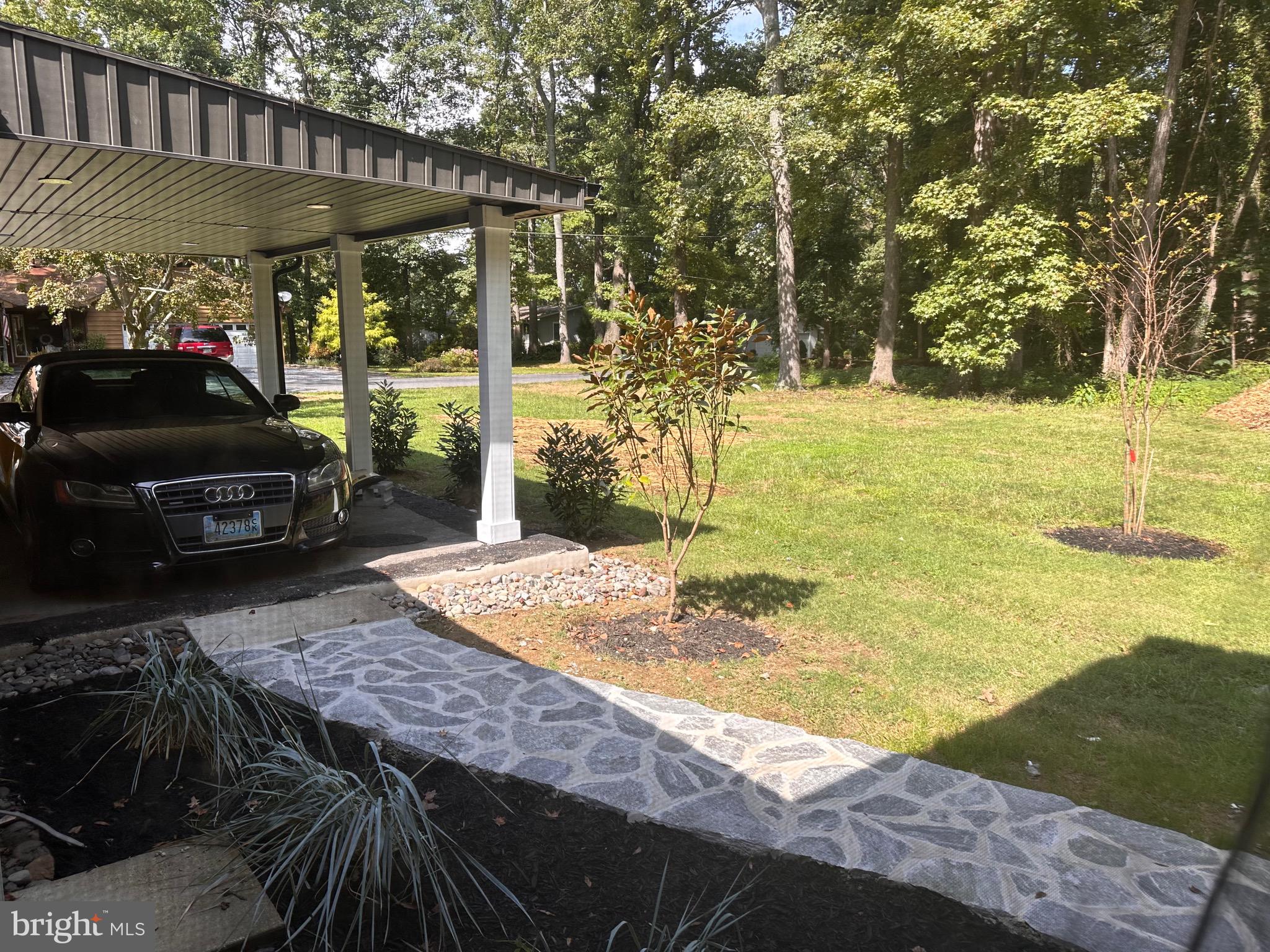 SHADY OAKS MANOR - Residential Lease