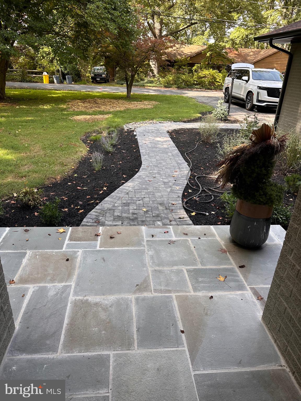 SHADY OAKS MANOR - Residential Lease