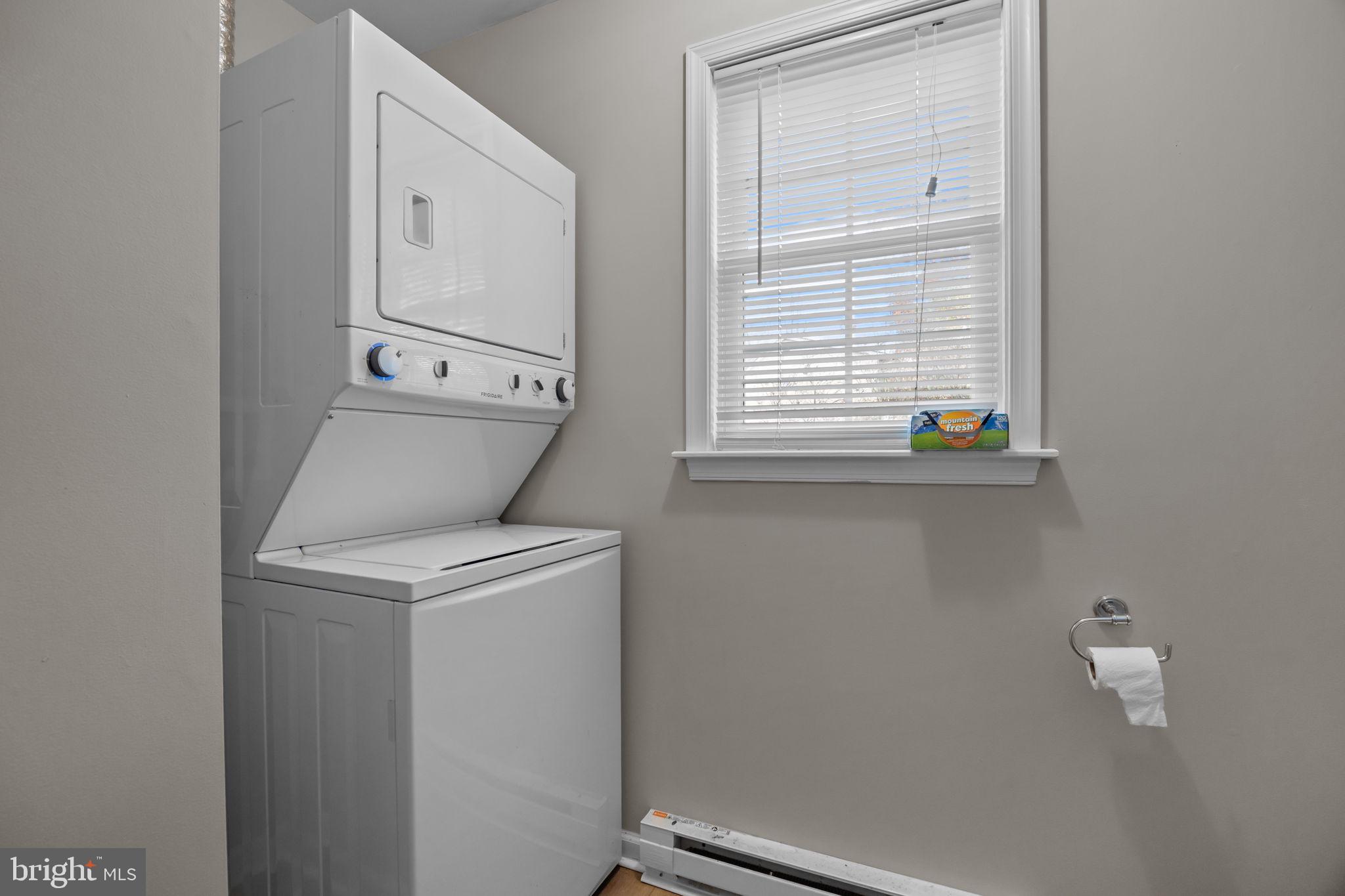 000 - Residential Lease