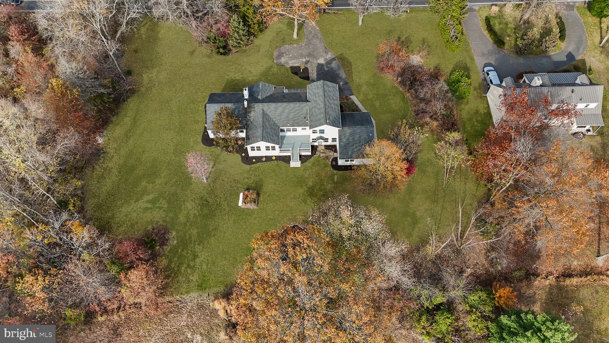 000 - Residential Lease