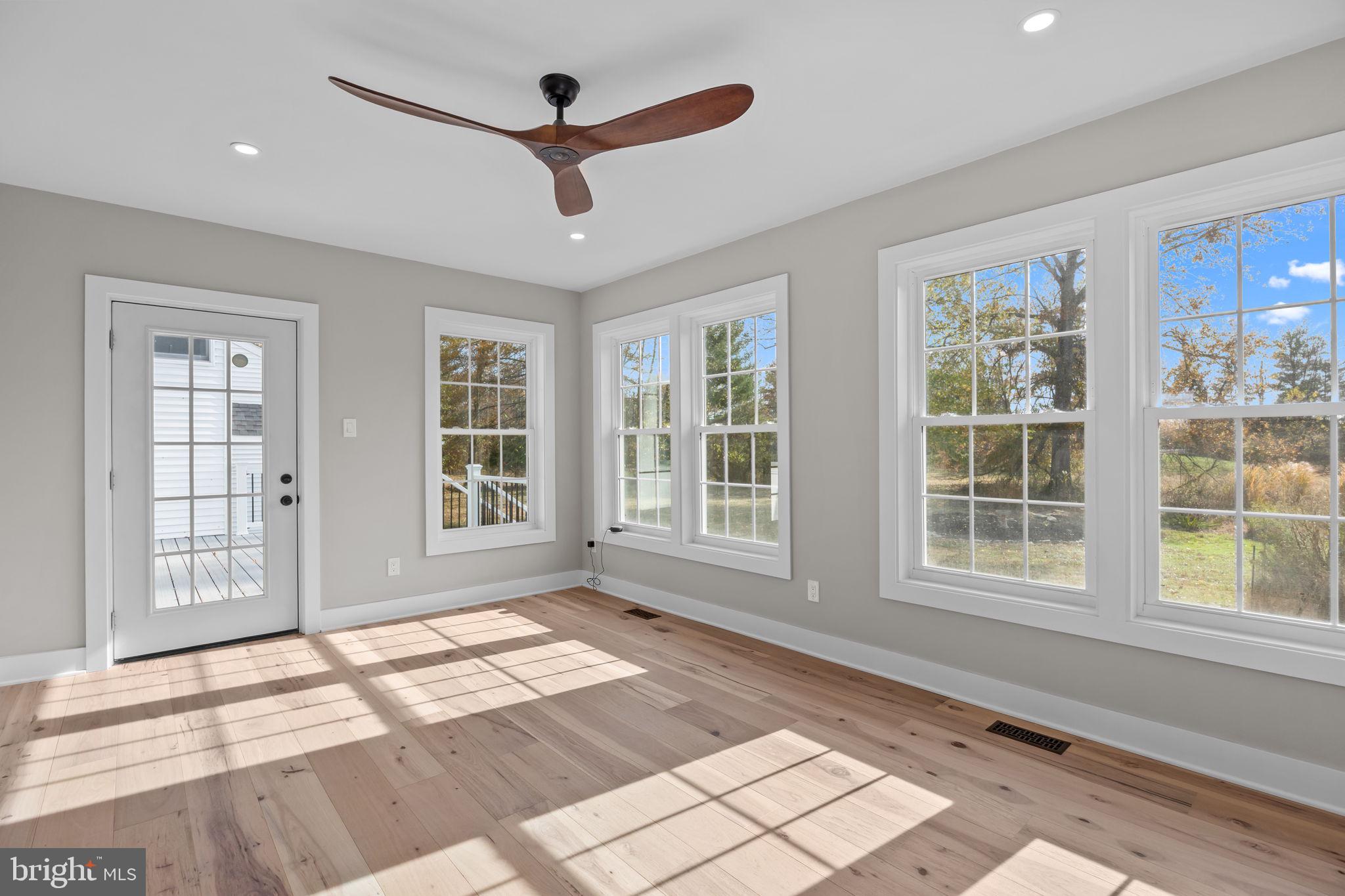 000 - Residential Lease