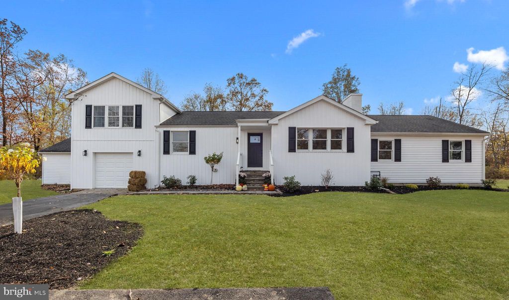 Photo of 271 Stoopville Road, NEWTOWN, PA 18940 (MLS # PABU2111020)