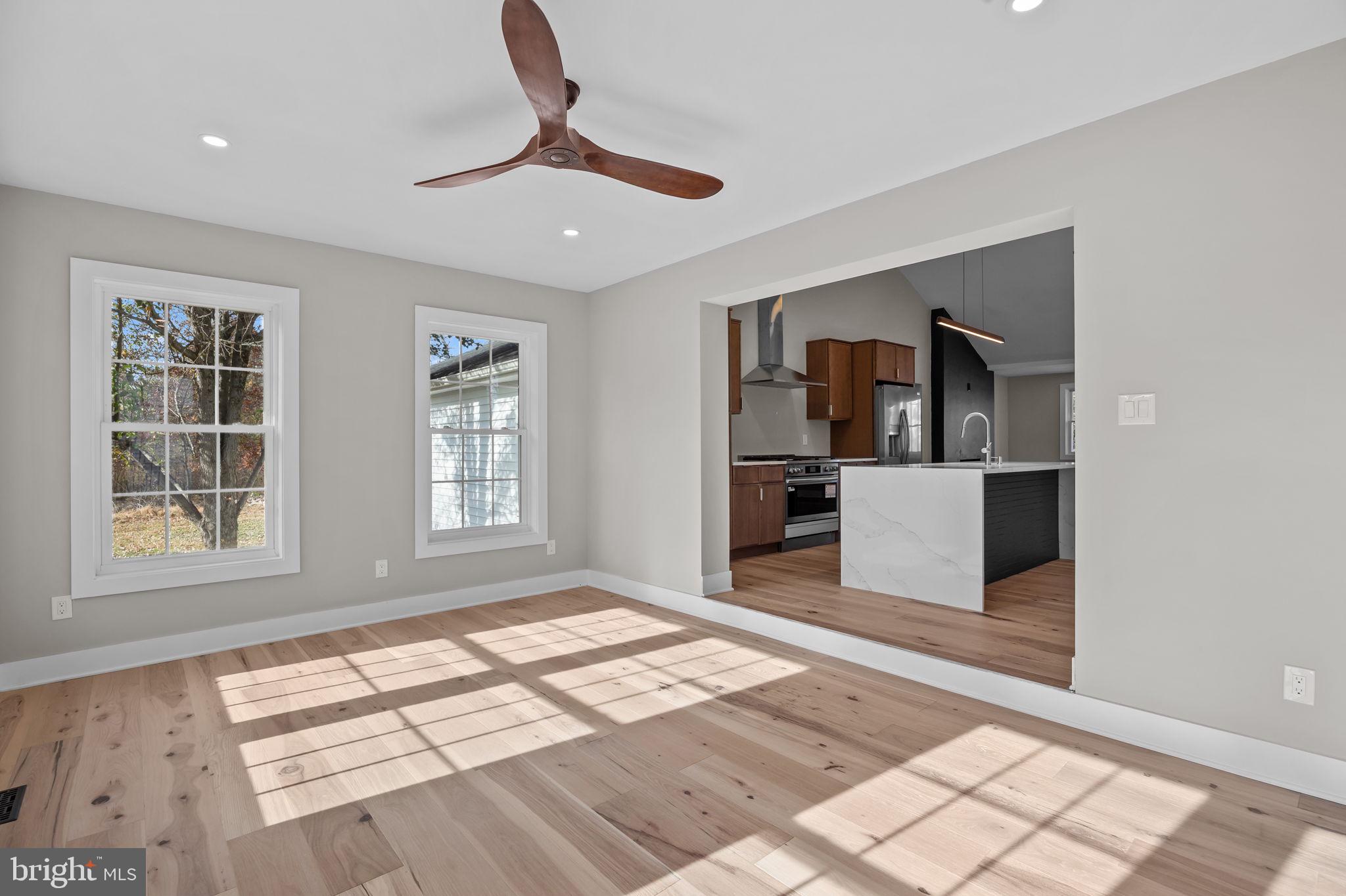 000 - Residential Lease