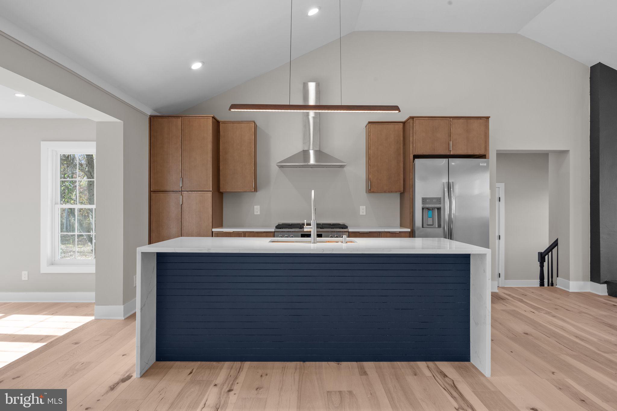 000 - Residential Lease