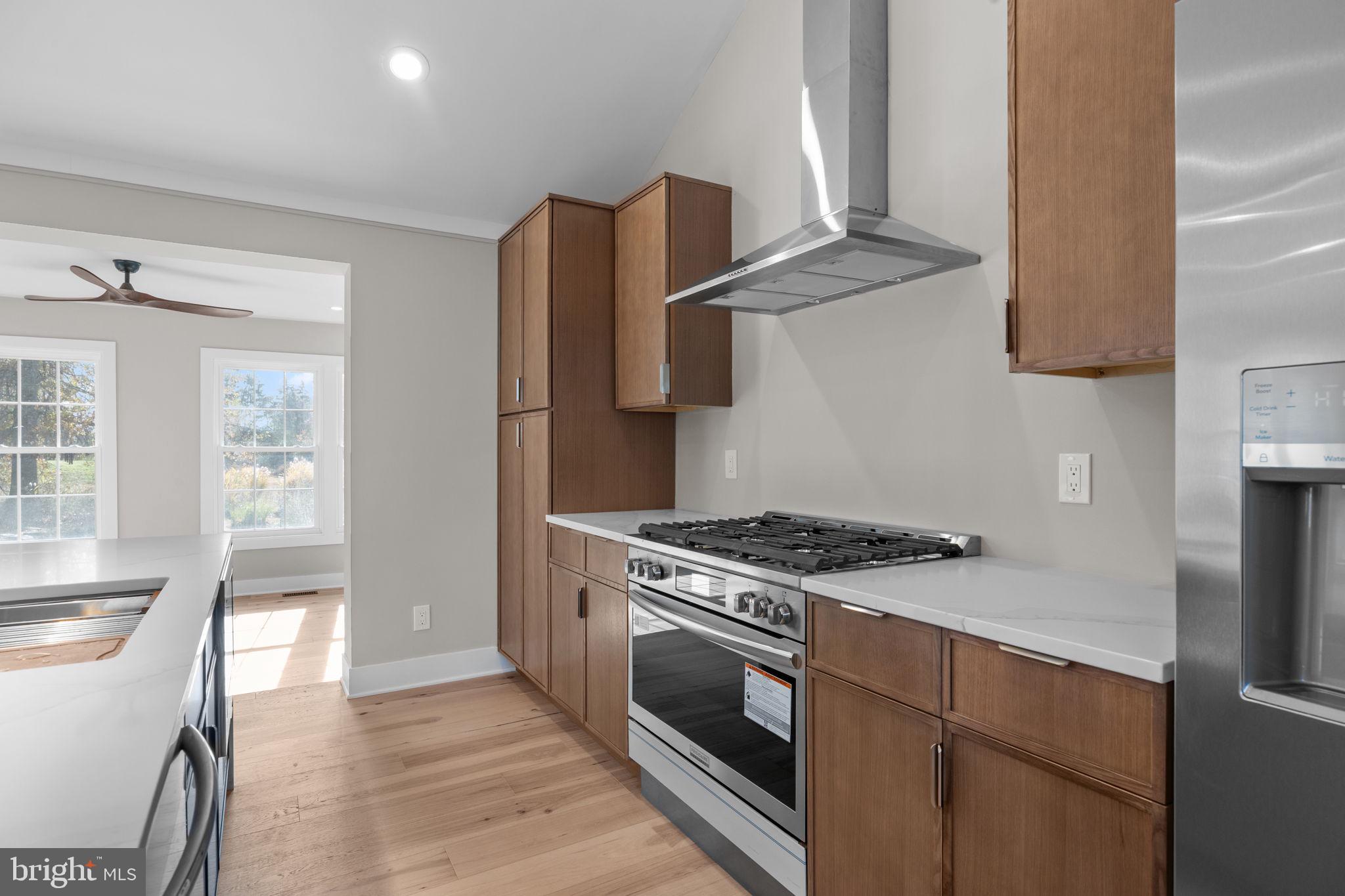 000 - Residential Lease