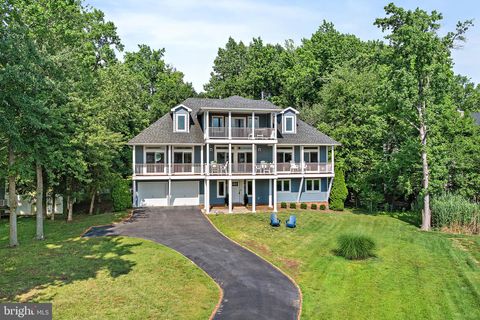 Homes For Sale - 621 Harbor Drive<br/> ANNAPOLIS, MD 21403