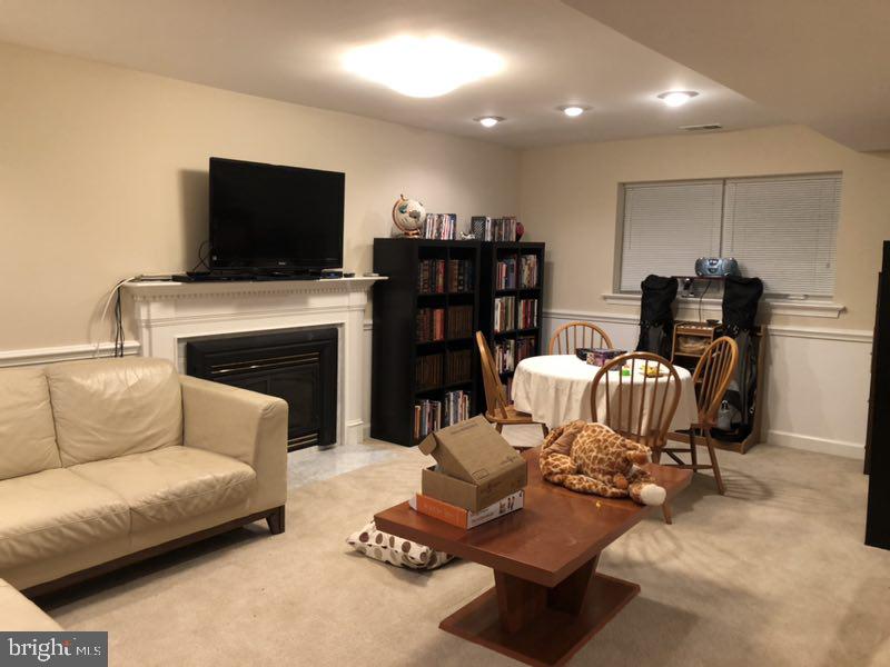 PENDERBROOK - Residential Lease