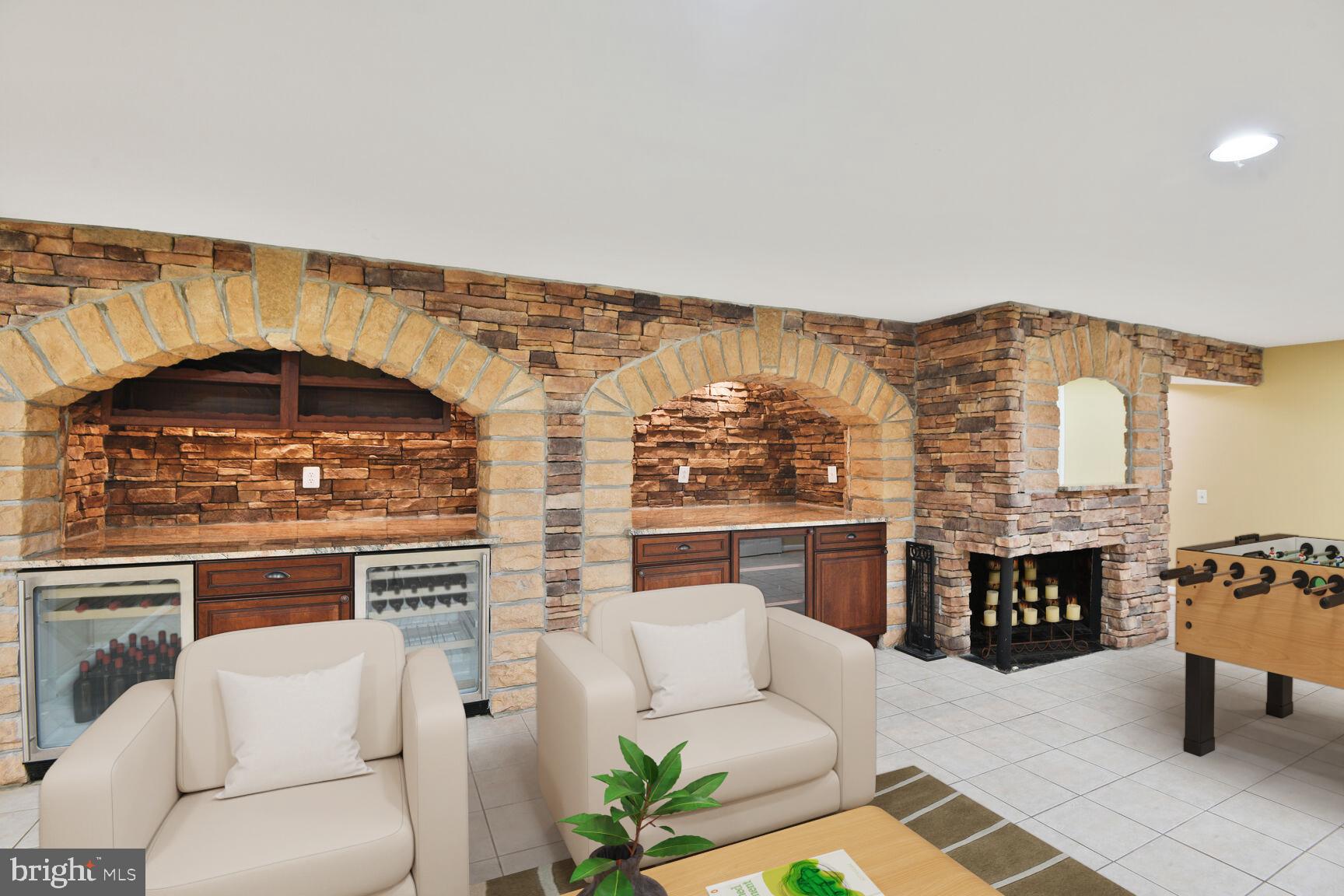 MEADOWBROOK ESTATES - Residential