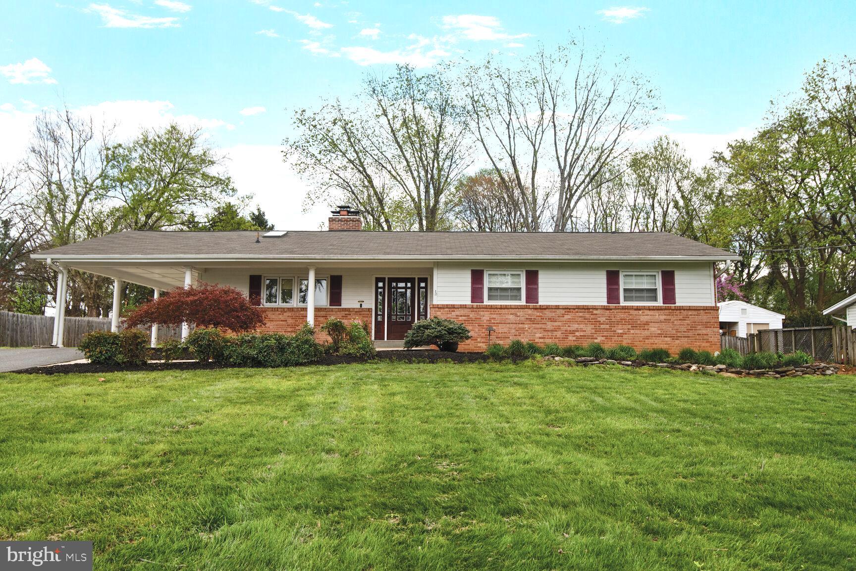 MEADOWBROOK ESTATES - Residential