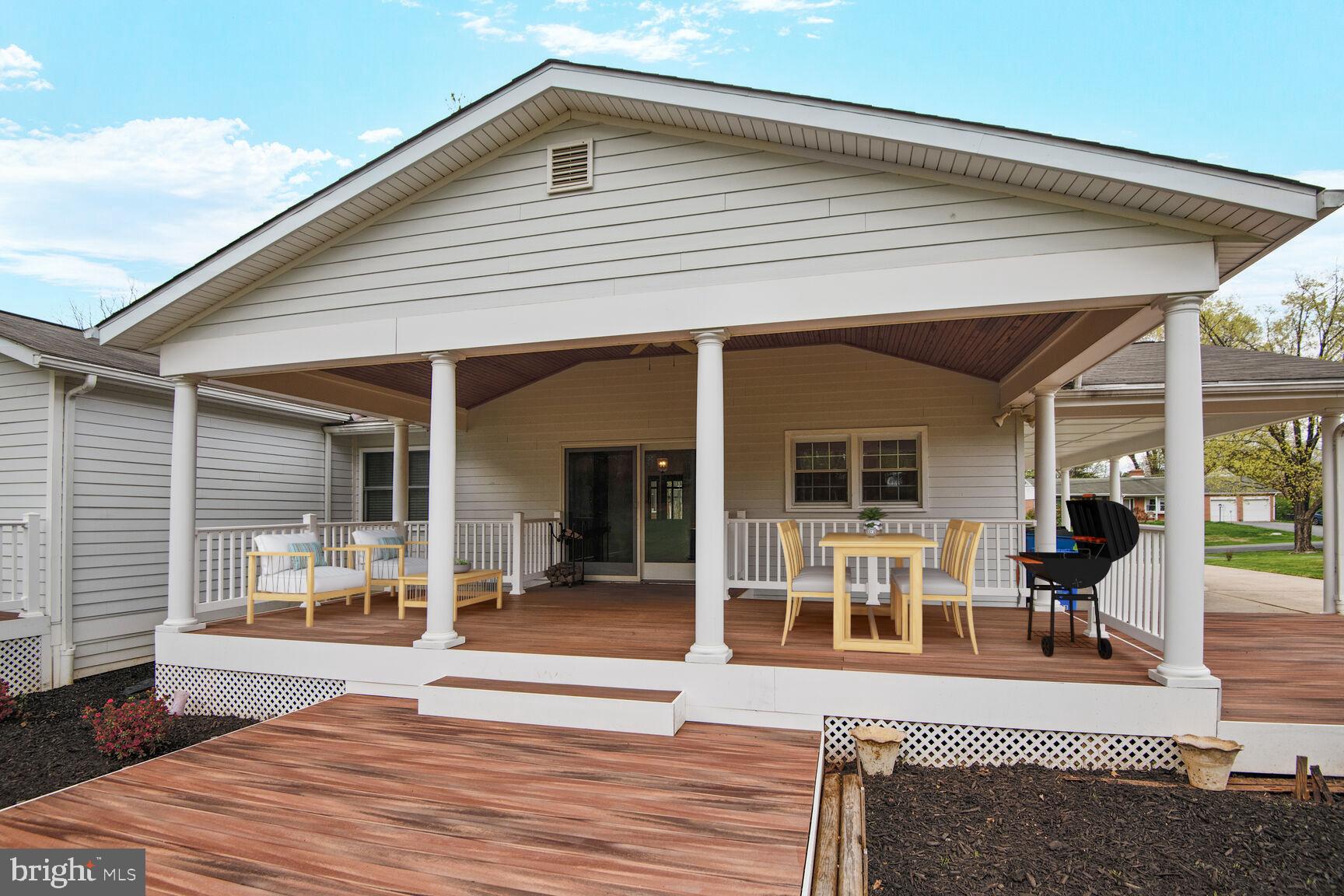 MEADOWBROOK ESTATES - Residential