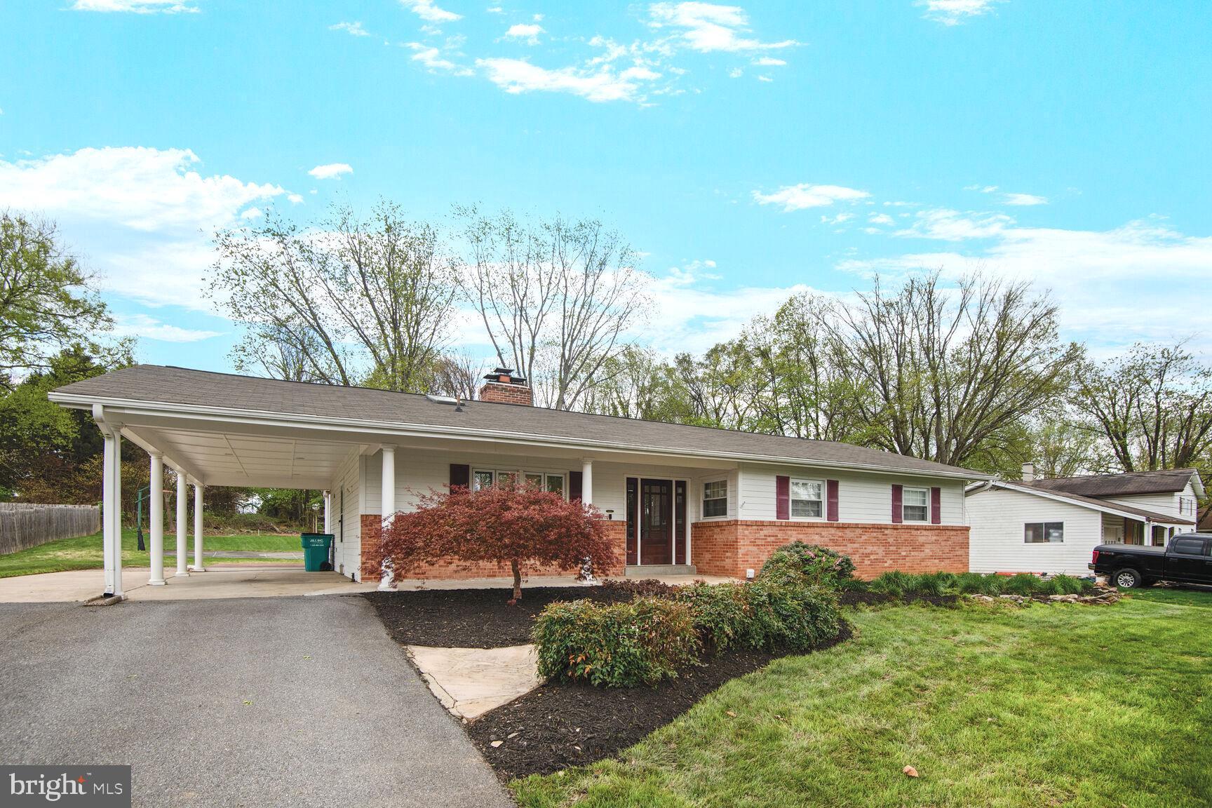 MEADOWBROOK ESTATES - Residential