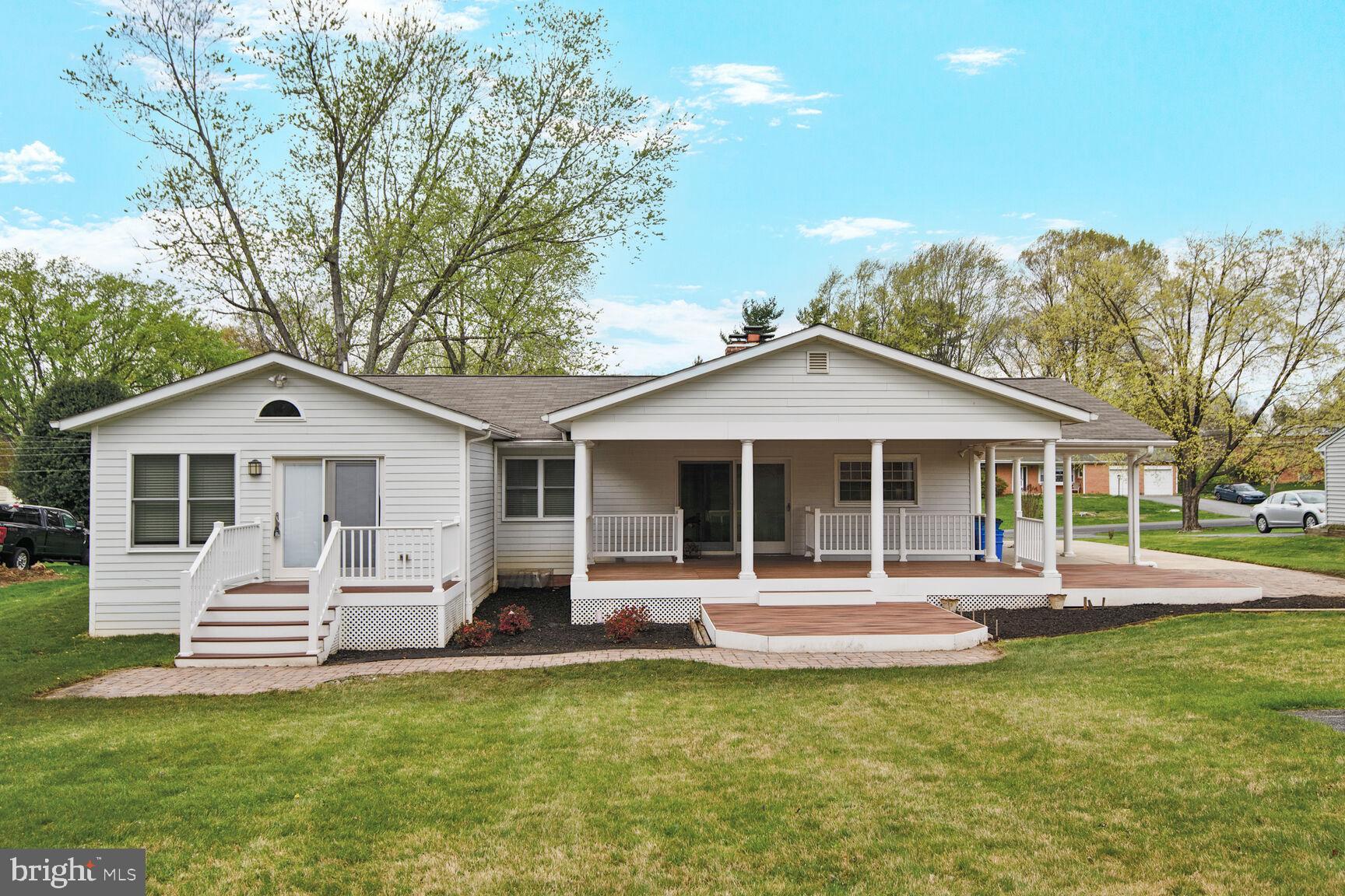 MEADOWBROOK ESTATES - Residential