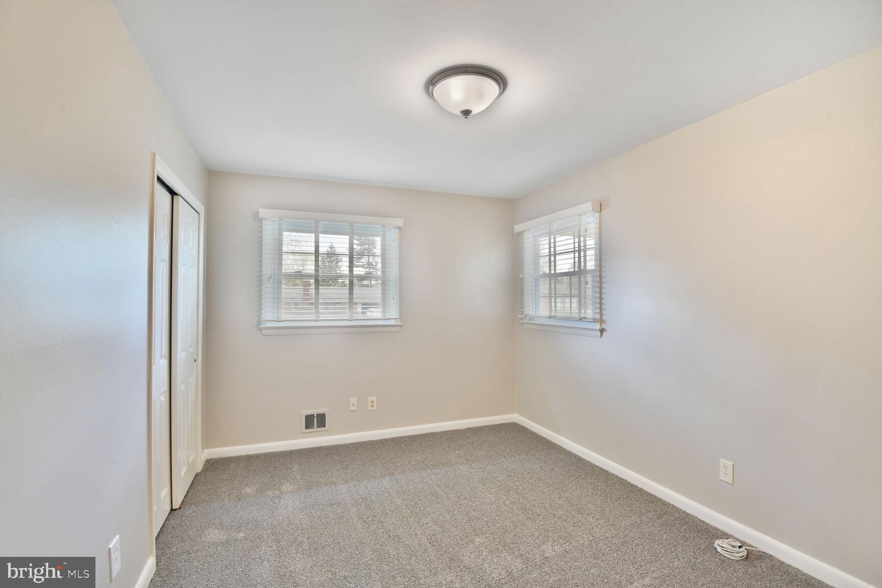 MEADOWBROOK ESTATES - Residential