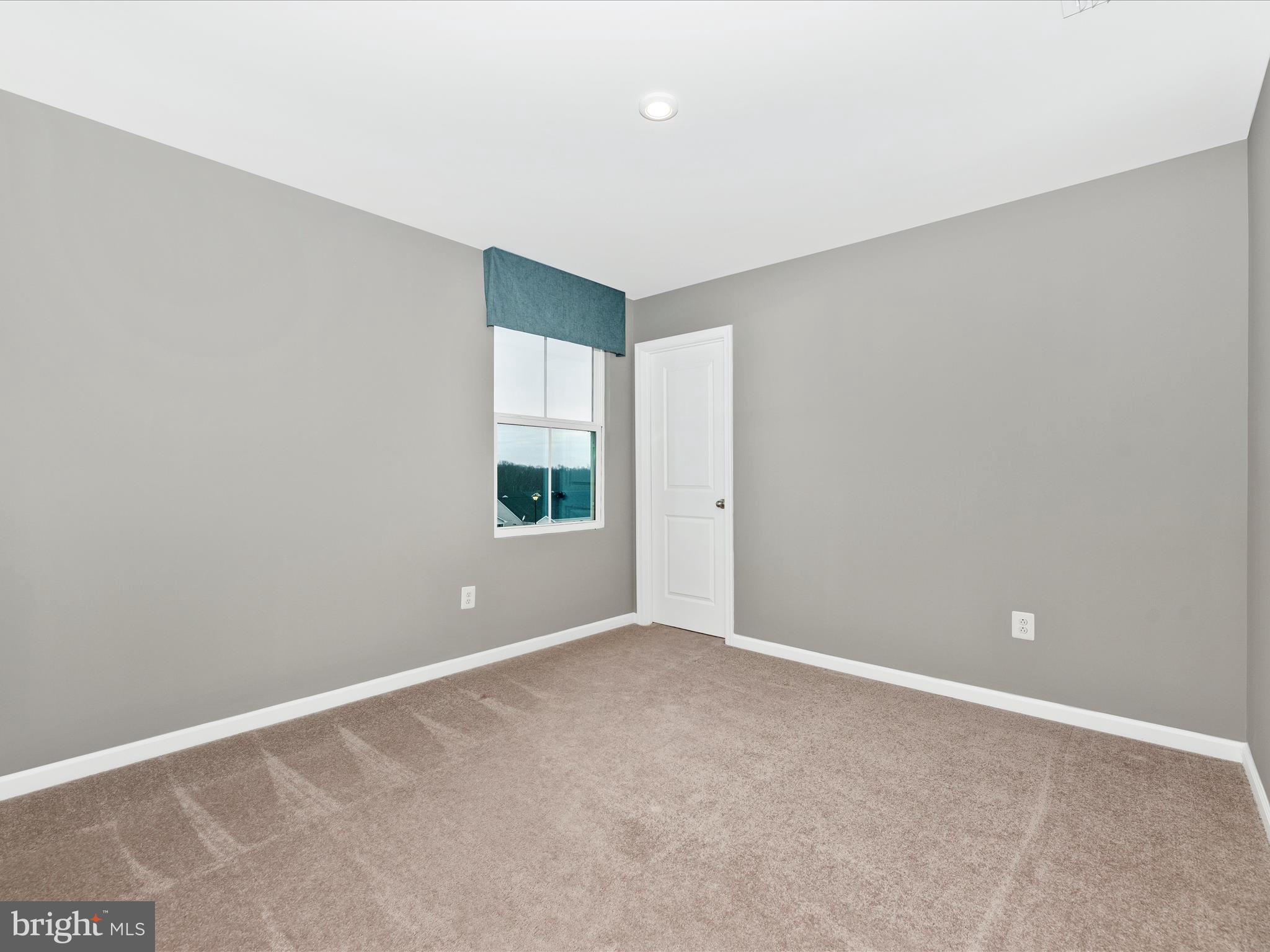 CARDINAL POINTE - Residential