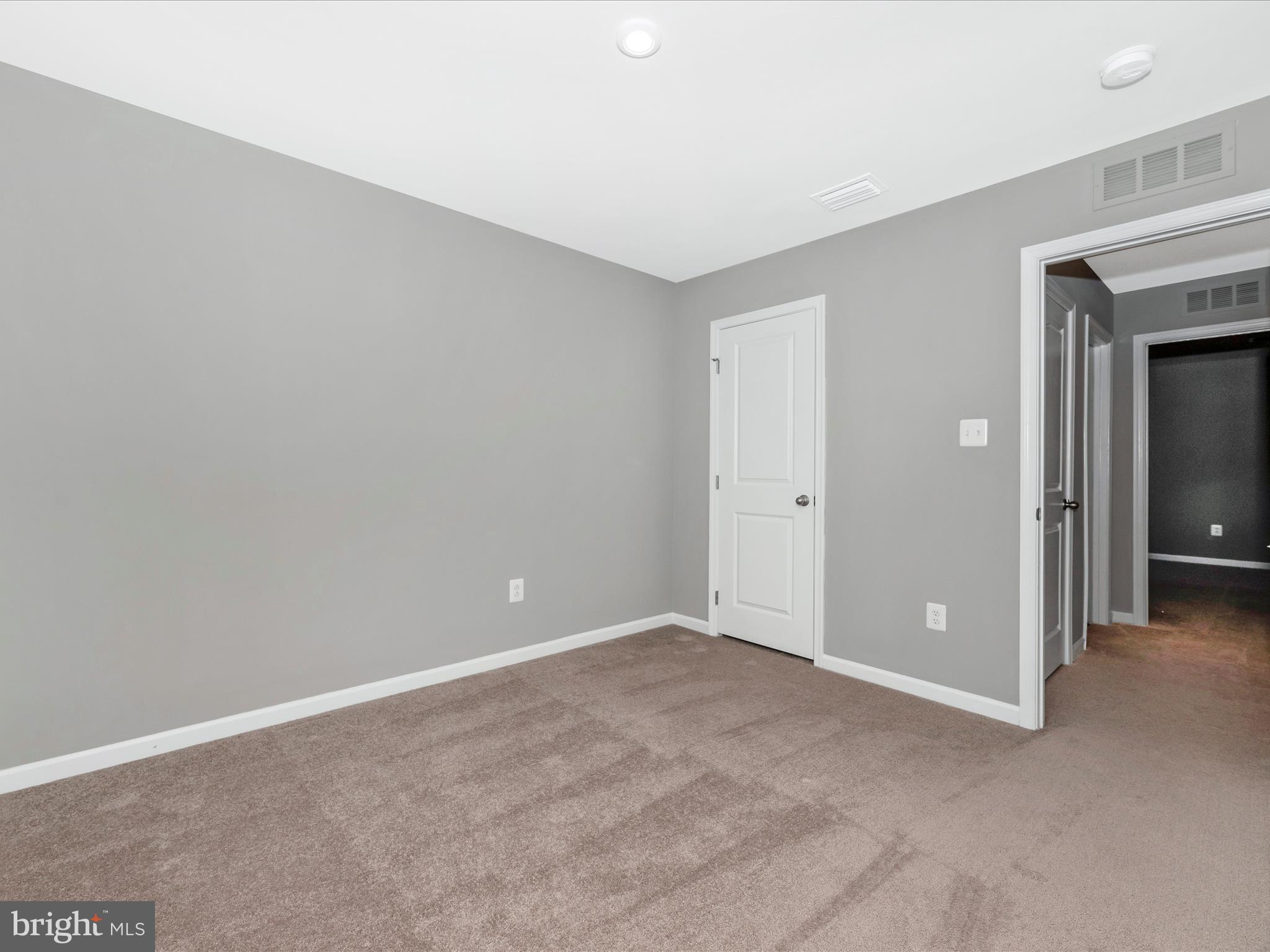 CARDINAL POINTE - Residential