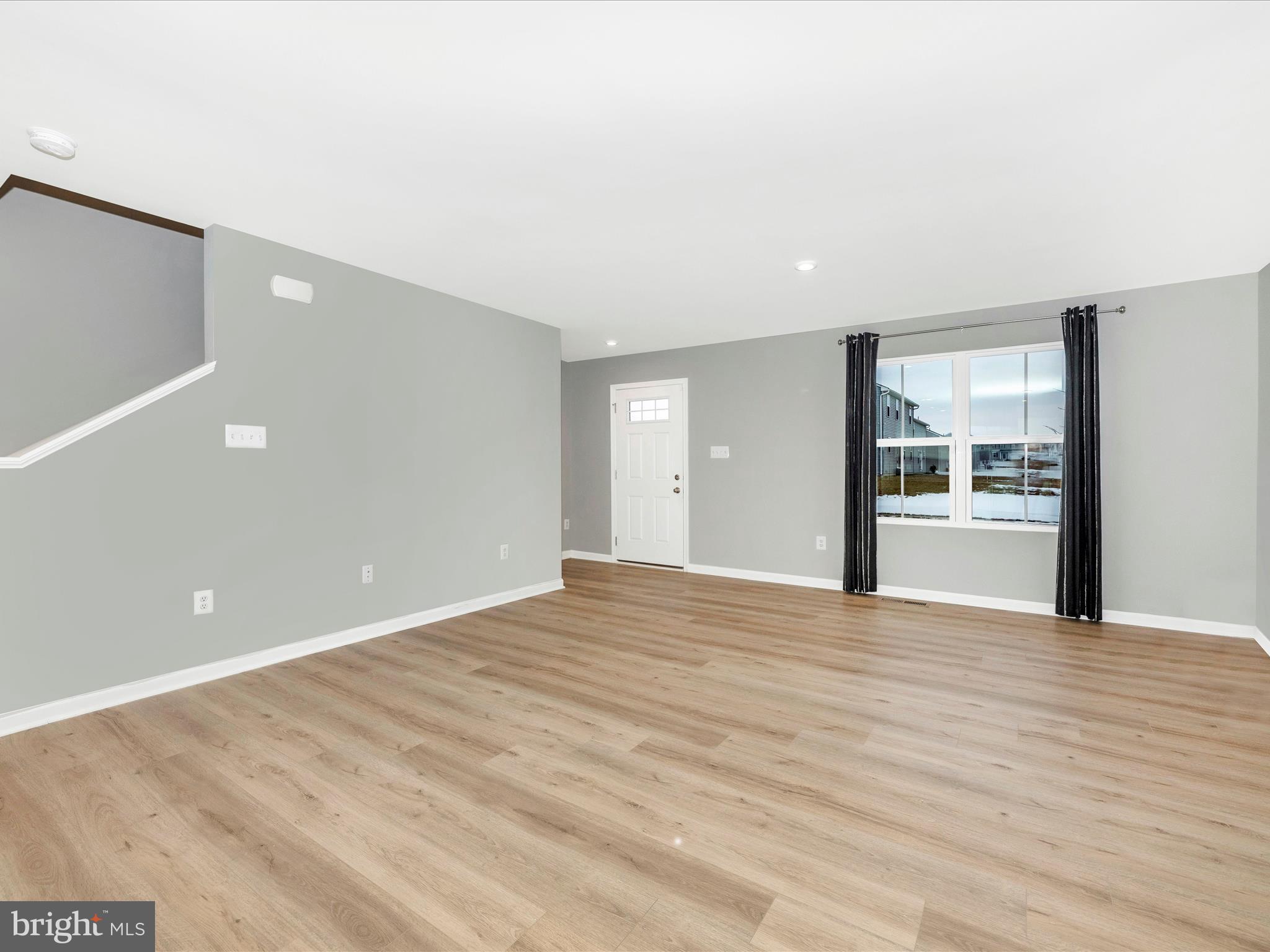 CARDINAL POINTE - Residential