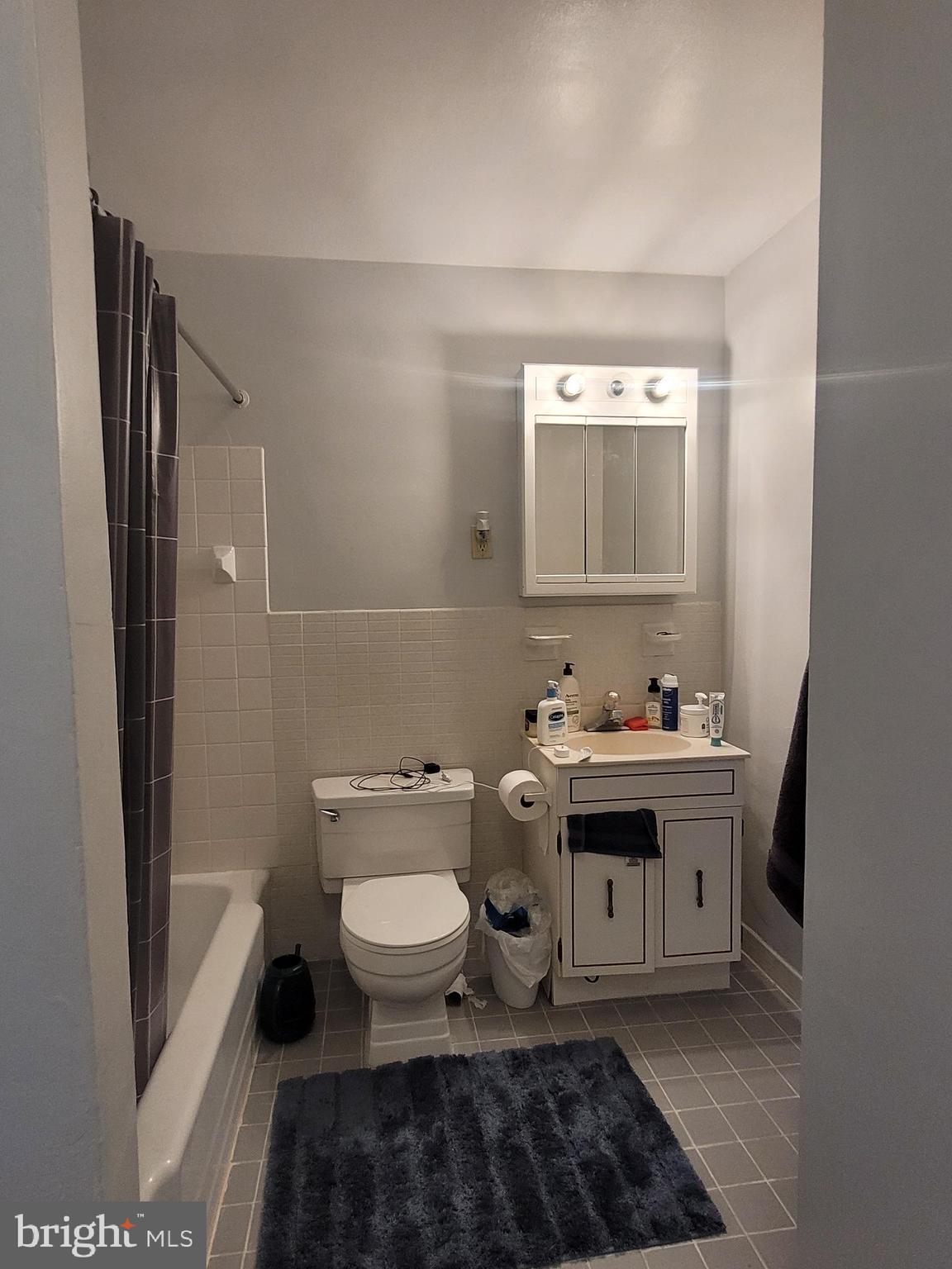 RITTENHOUSE SQUARE - Residential Lease