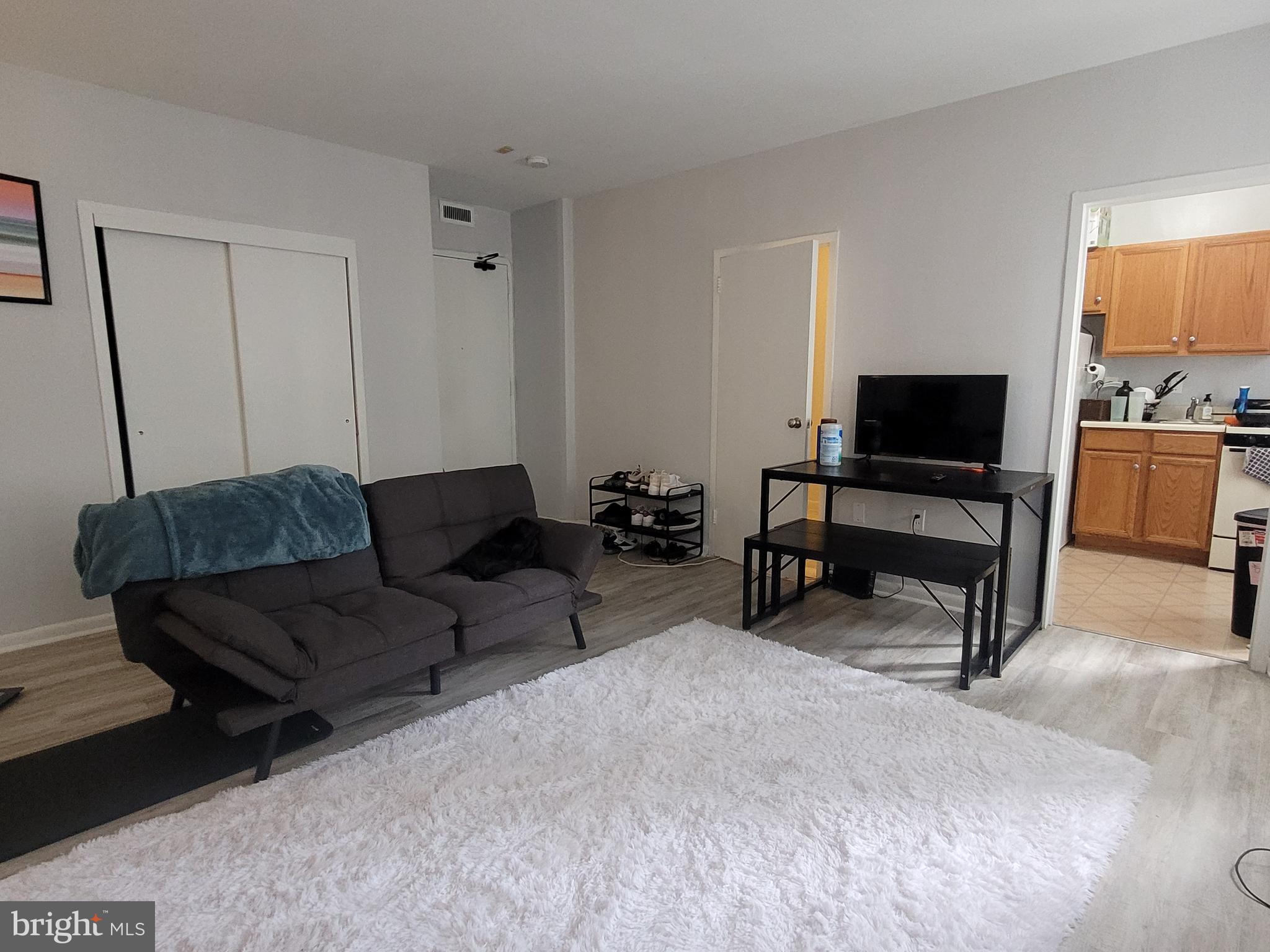 RITTENHOUSE SQUARE - Residential Lease