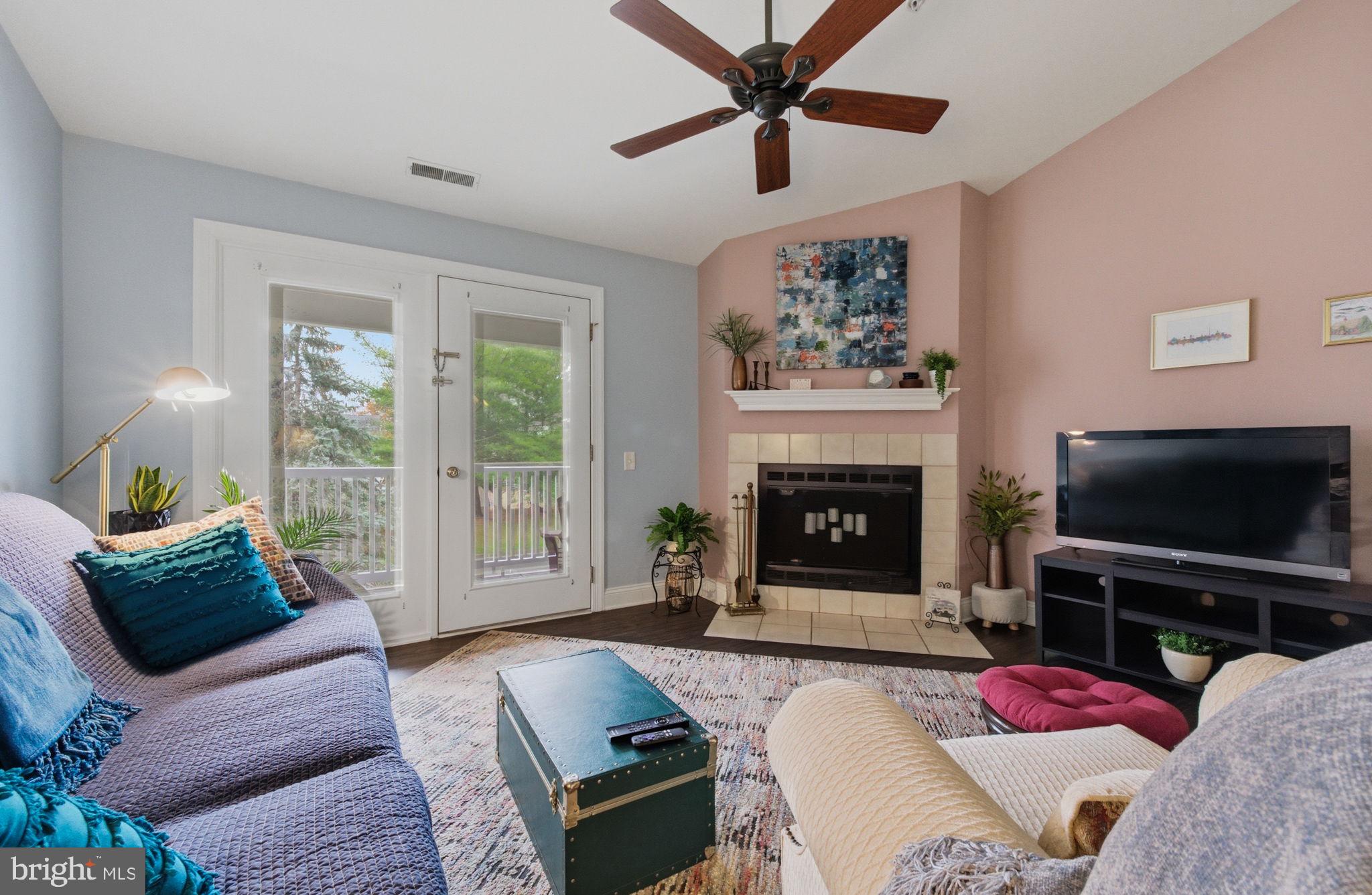 2607 WATERS EDGE DRIVE