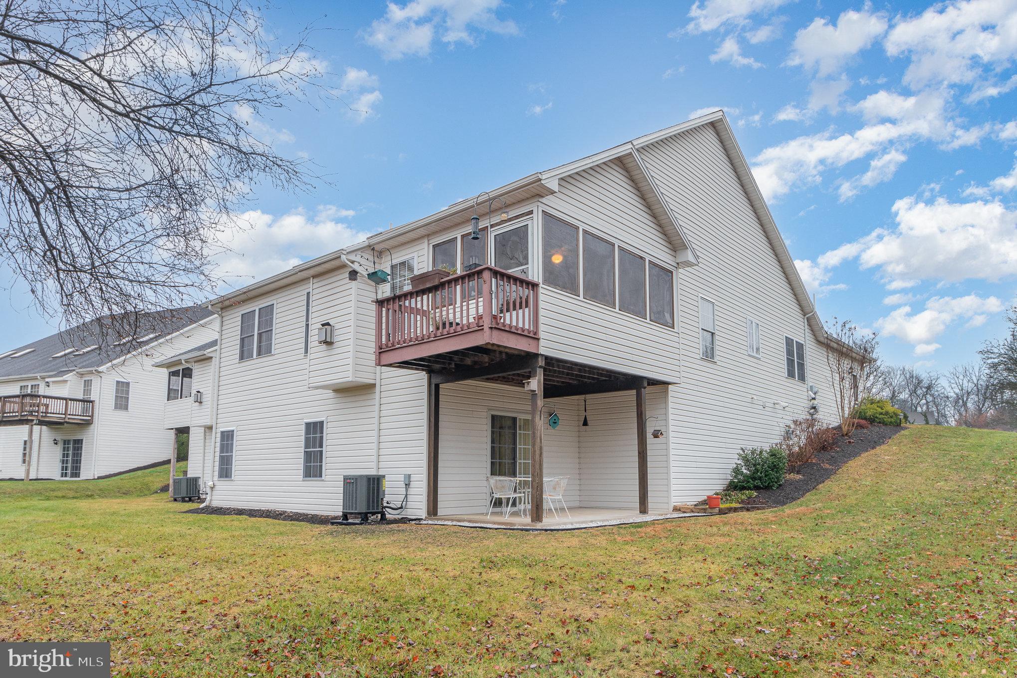 BRYNFIELD - Residential