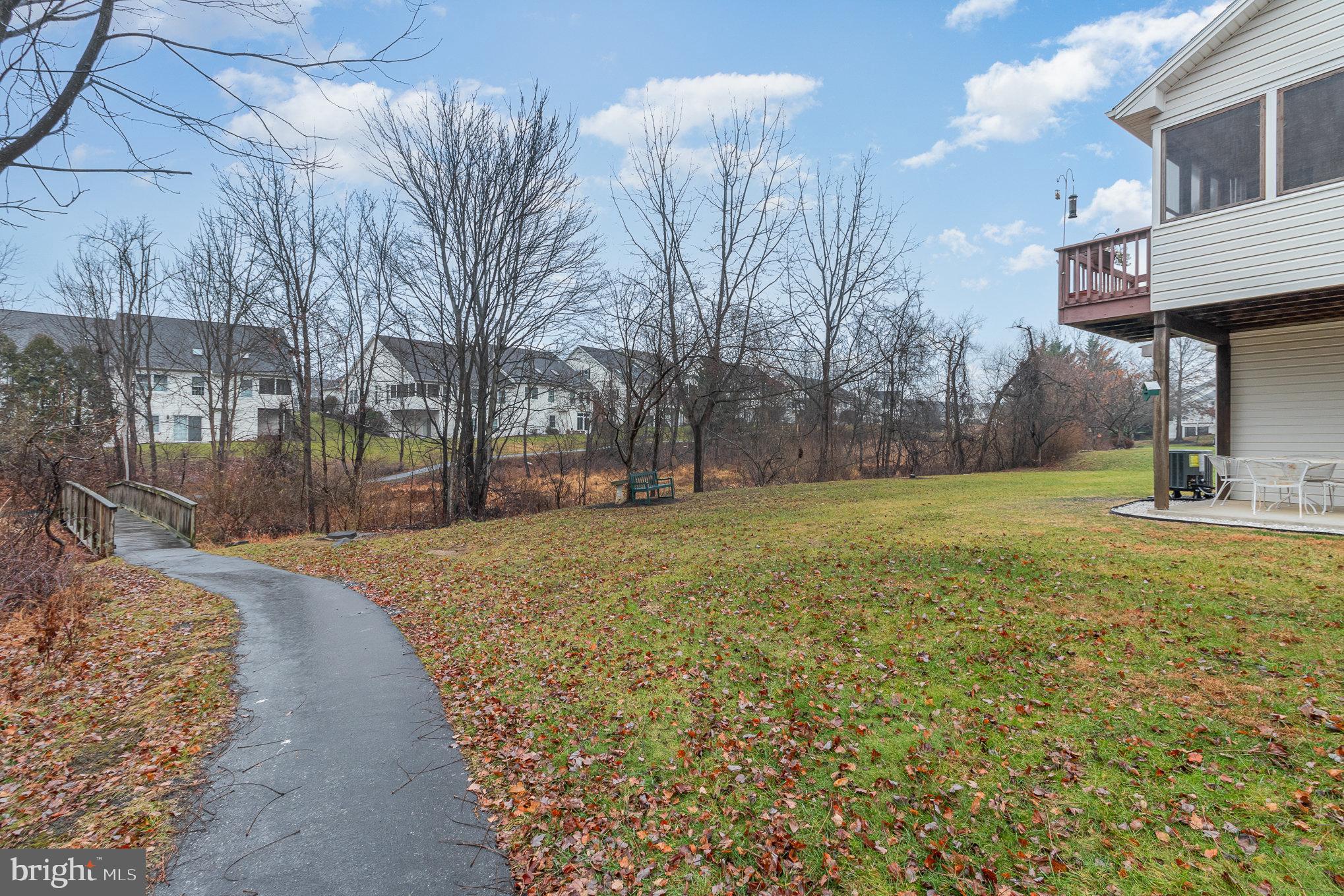 BRYNFIELD - Residential