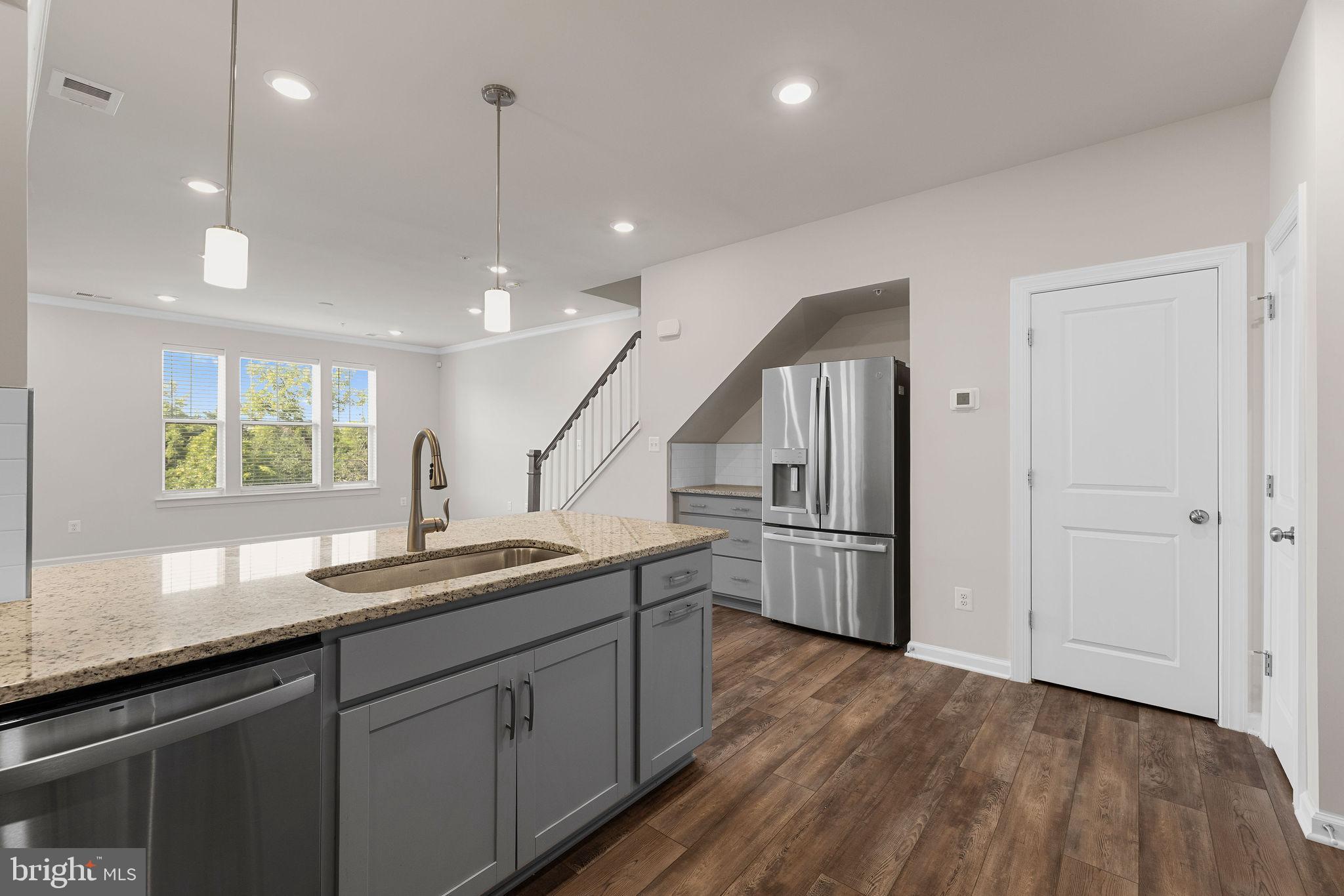 METRO WALK AT MOOREFIELD STATION - Residential