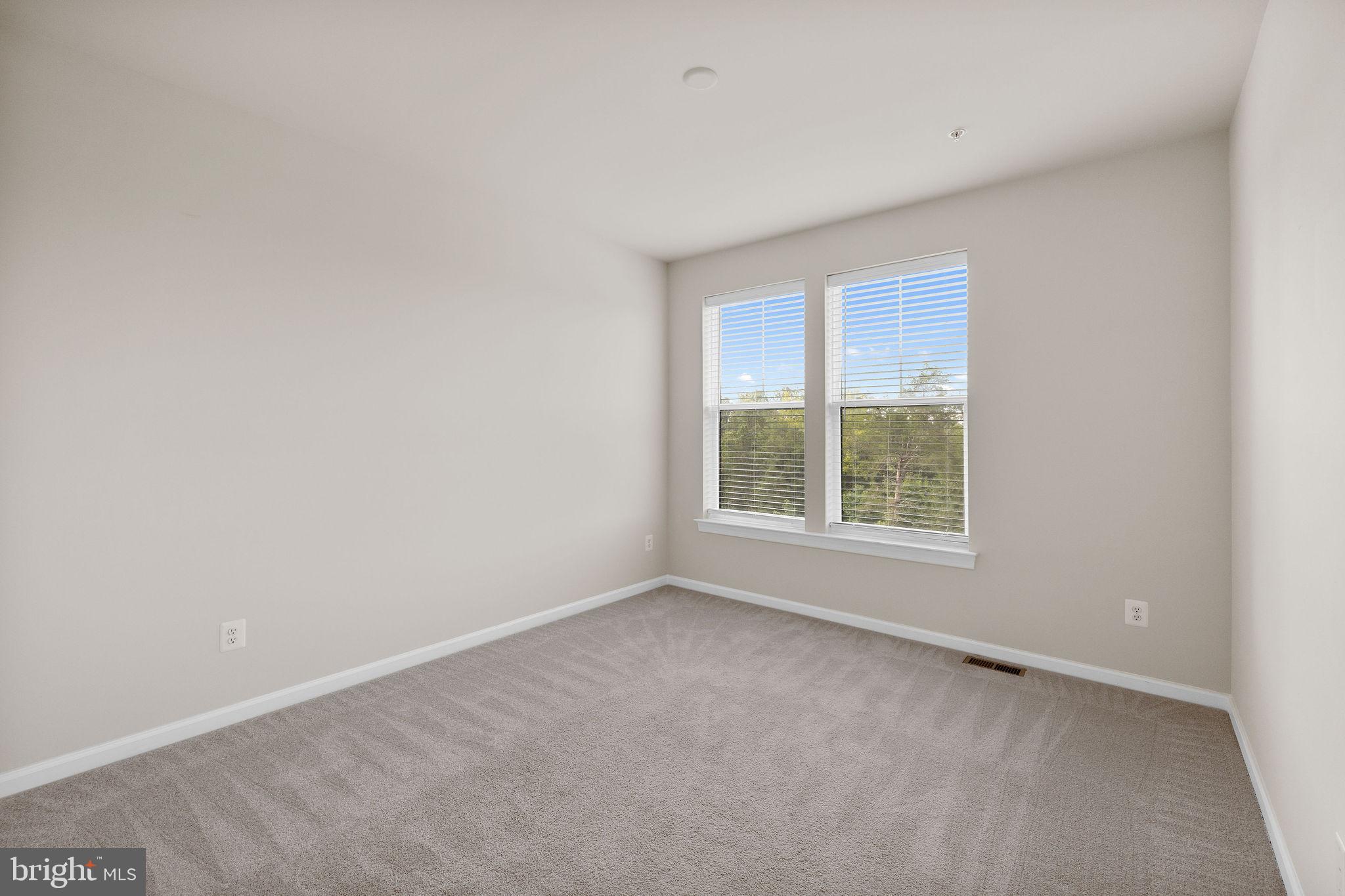 METRO WALK AT MOOREFIELD STATION - Residential