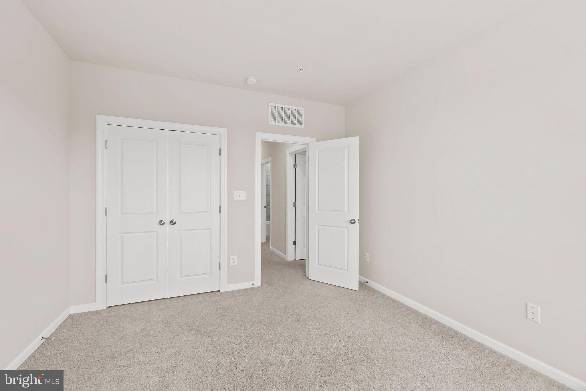 METRO WALK AT MOOREFIELD STATION - Residential