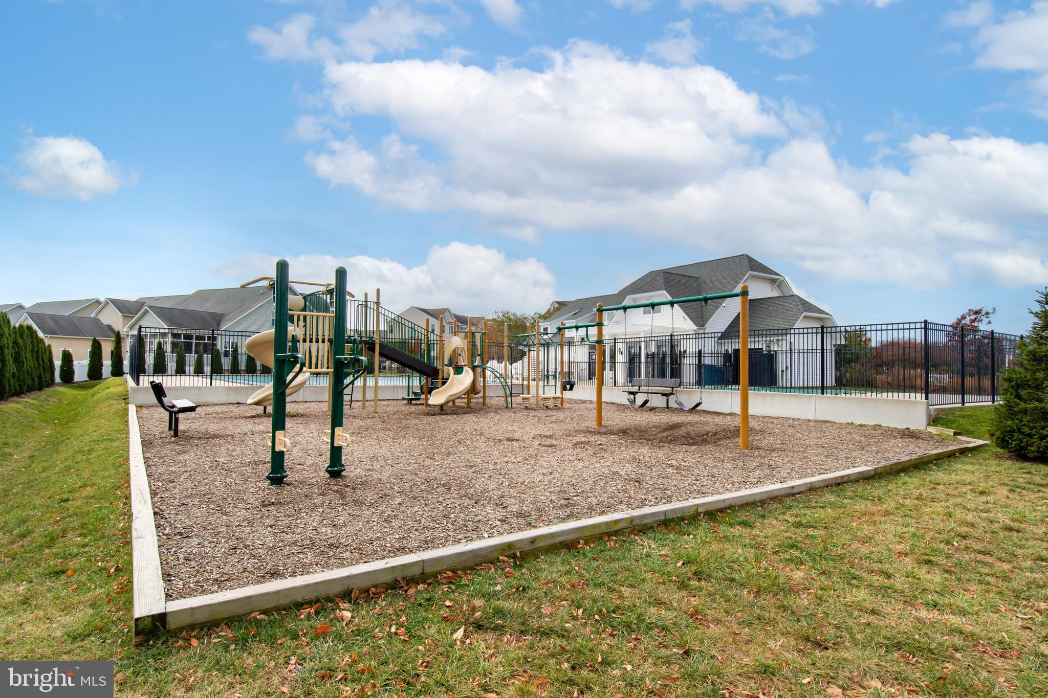 ELLENDALE - Residential