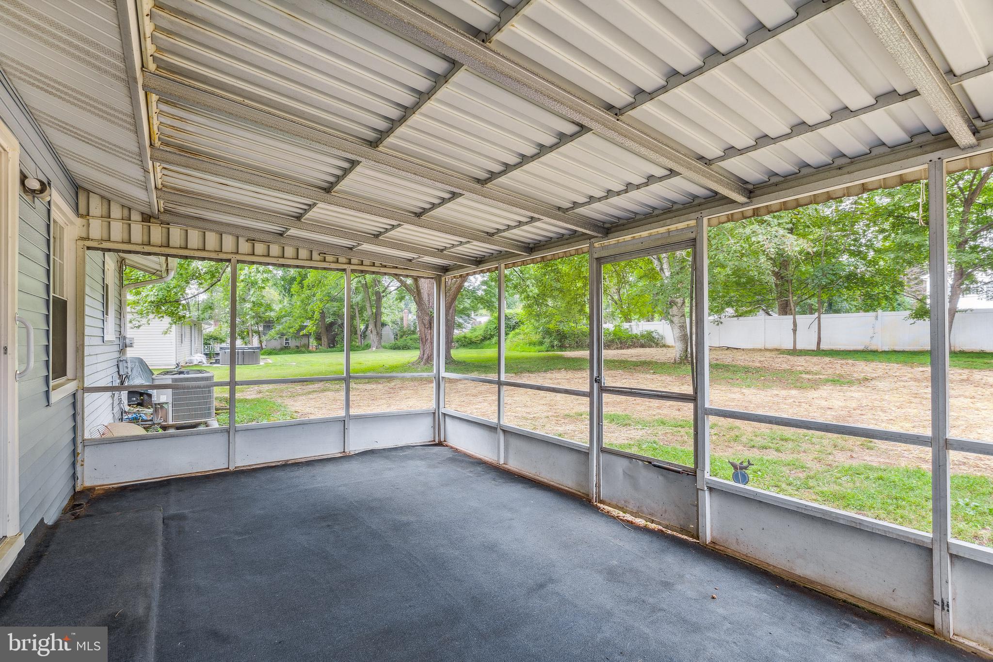 REDLAND ESTATES - Residential