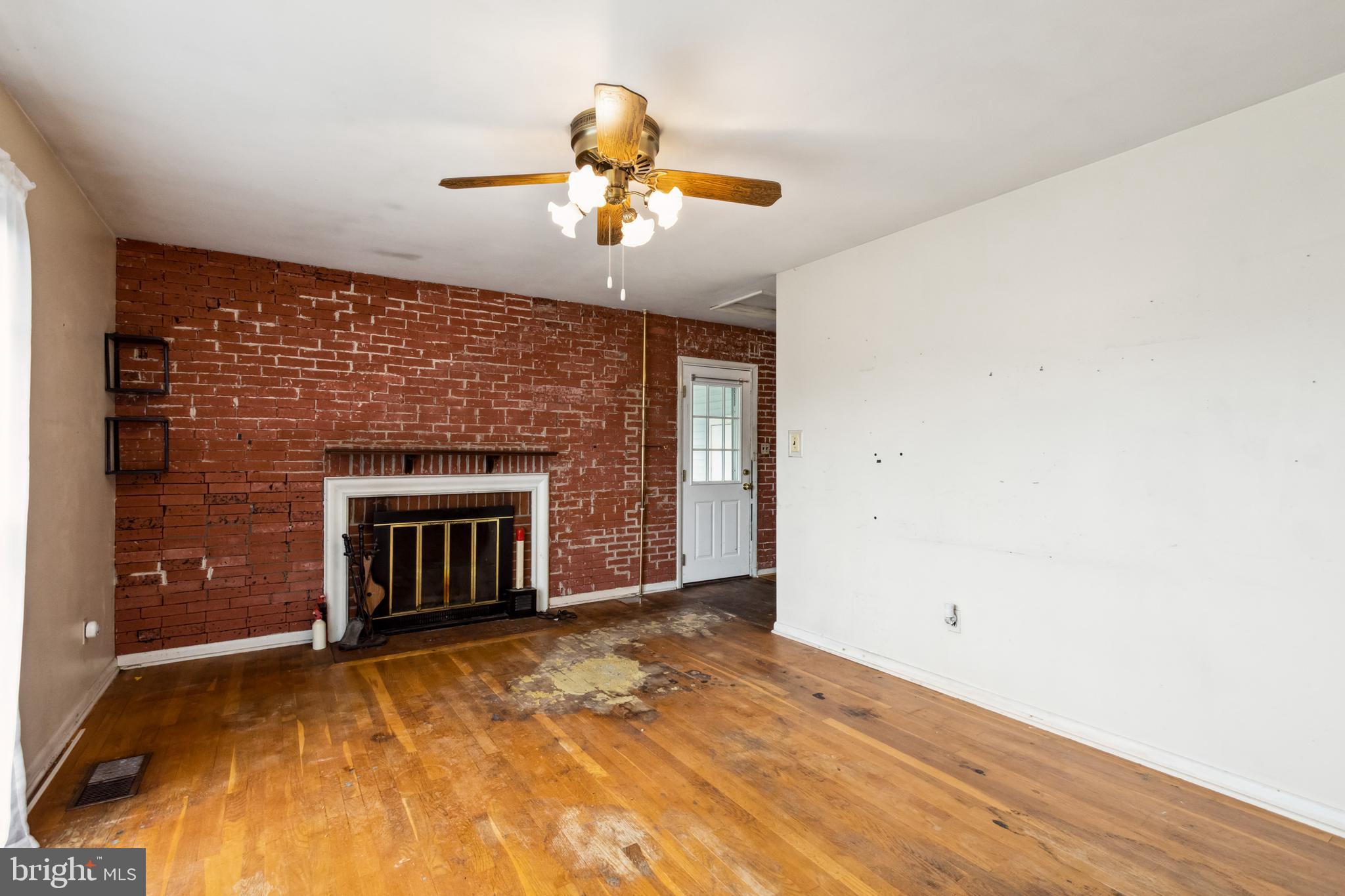 REDLAND ESTATES - Residential