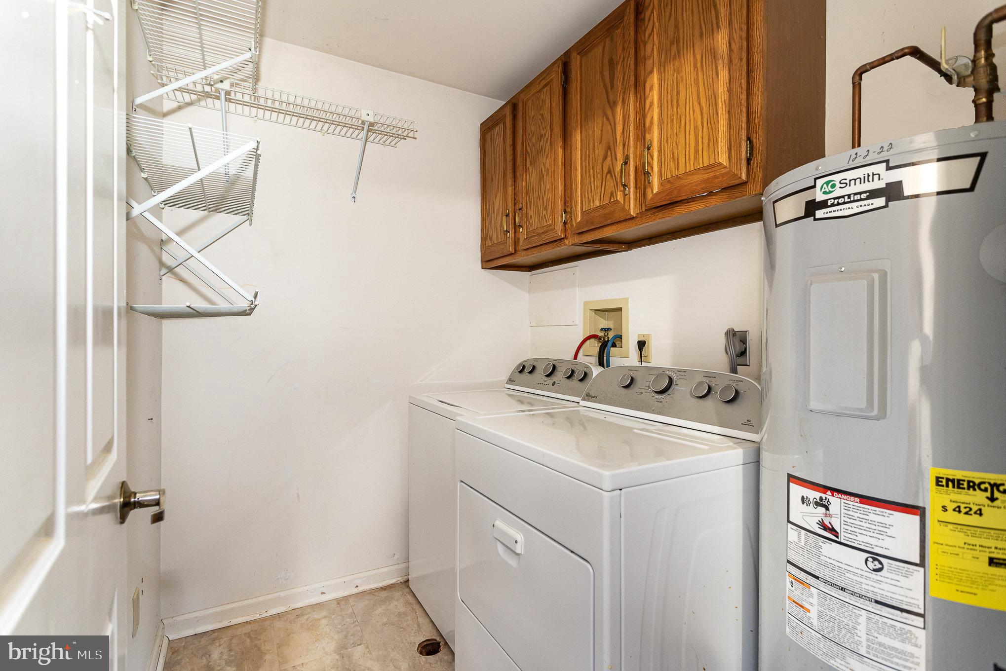 CRESTVIEW VILLAS - Residential