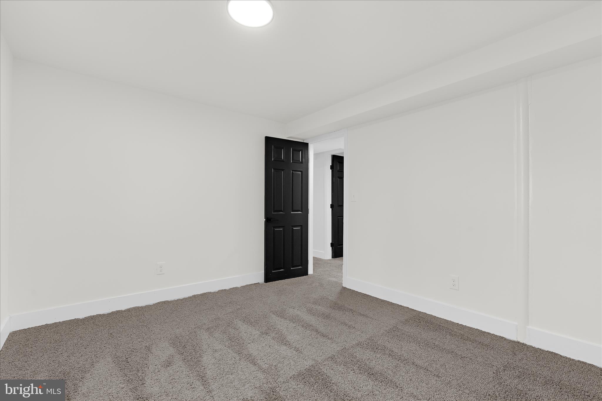 MIDDLETOWN - Residential
