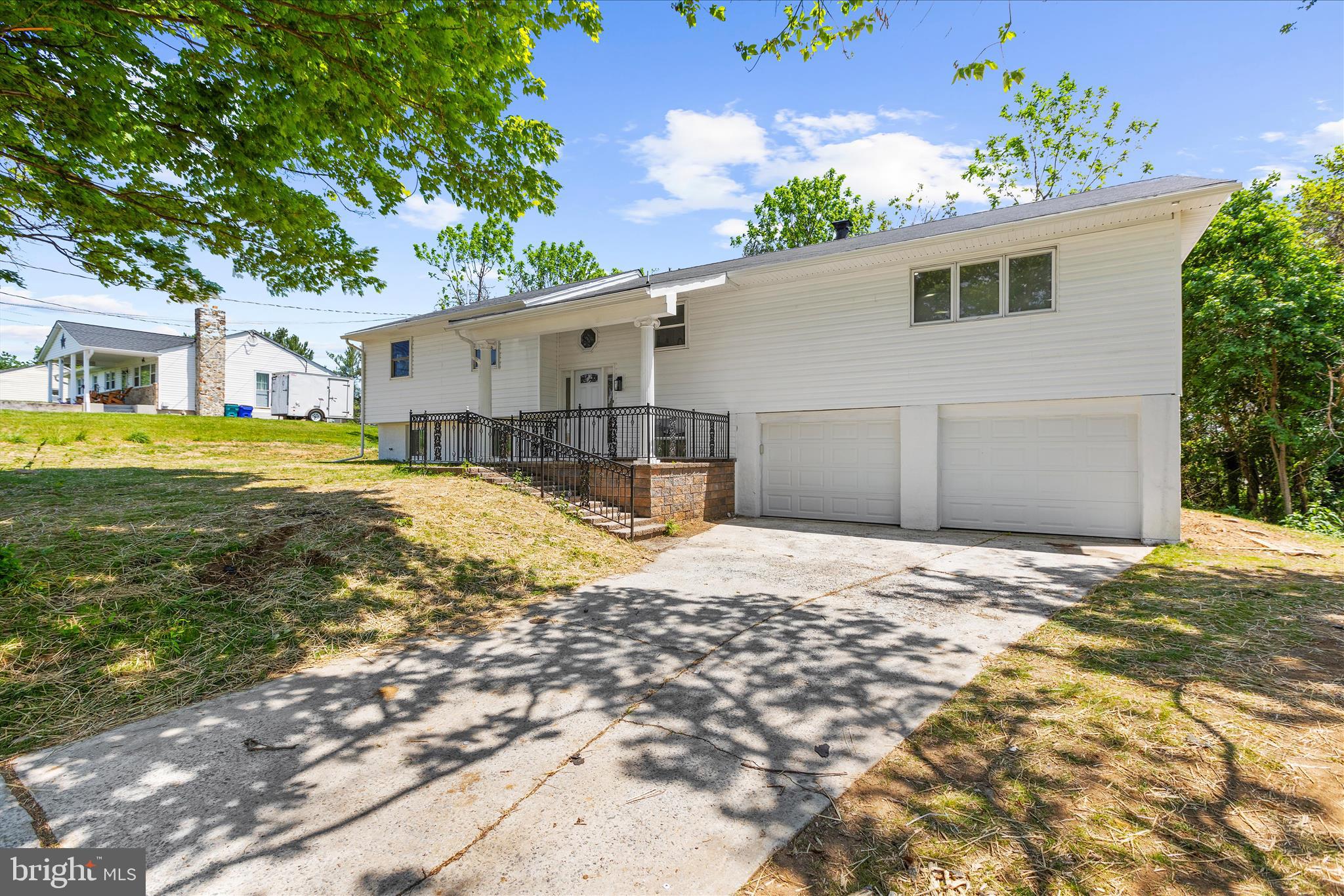 MIDDLETOWN - Residential