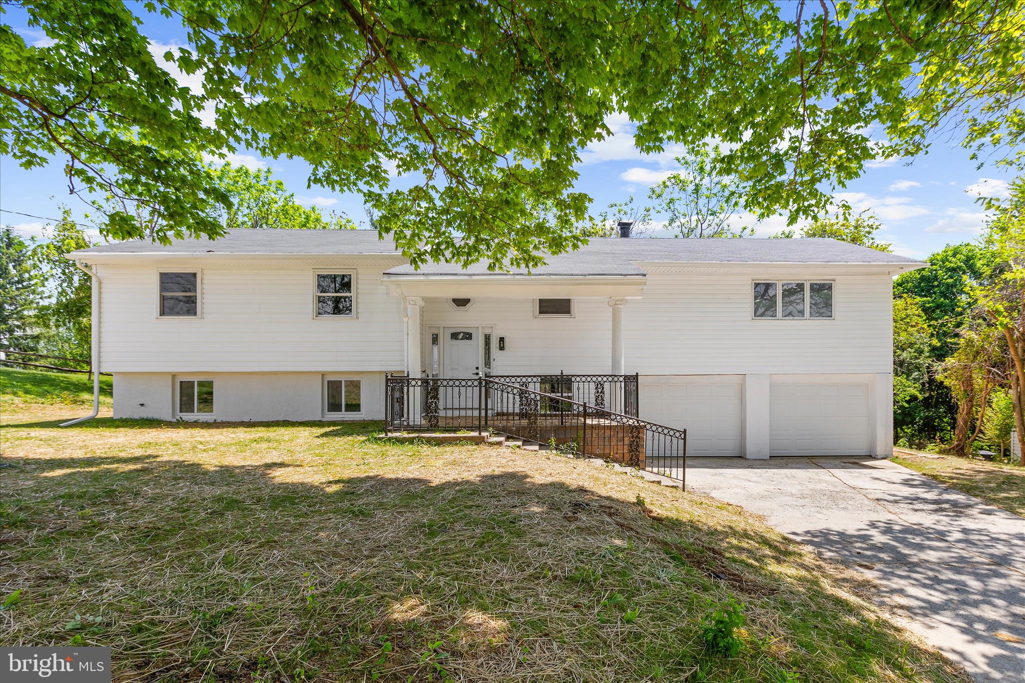 MIDDLETOWN - Residential