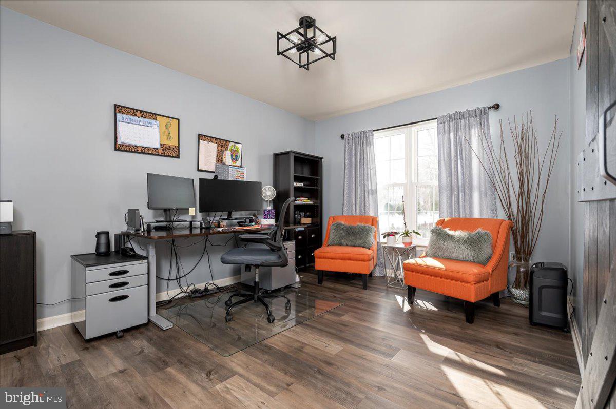 RUSSETT - Residential