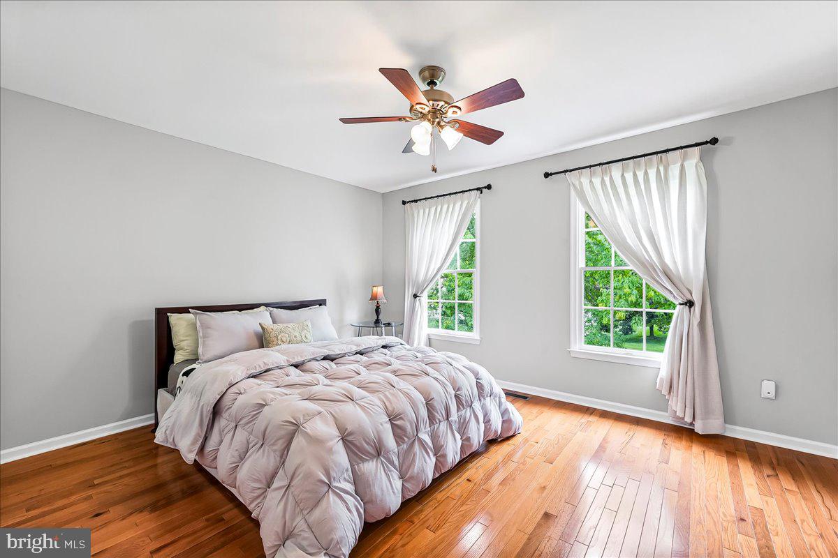 WILLOWDALE CROSSIN - Residential