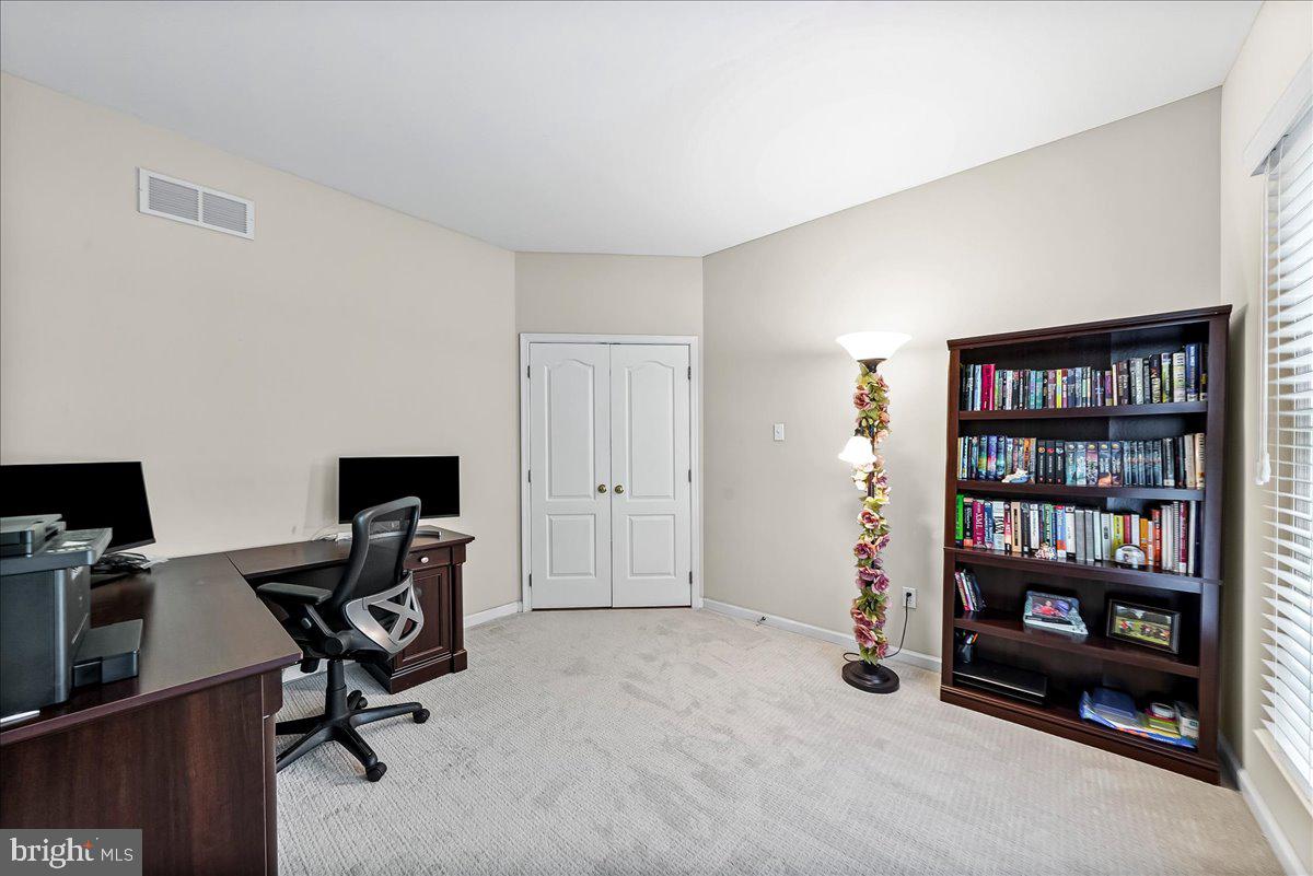 WILLOWDALE CROSSIN - Residential
