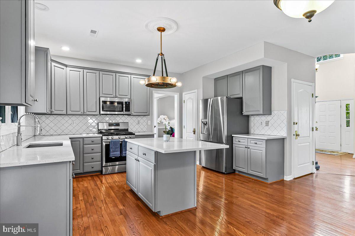 WILLOWDALE CROSSIN - Residential