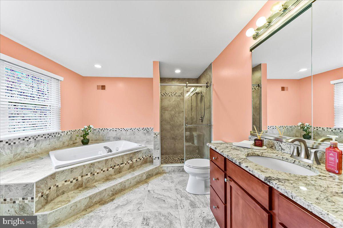 WILLOWDALE CROSSIN - Residential