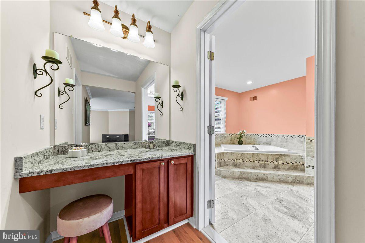 WILLOWDALE CROSSIN - Residential