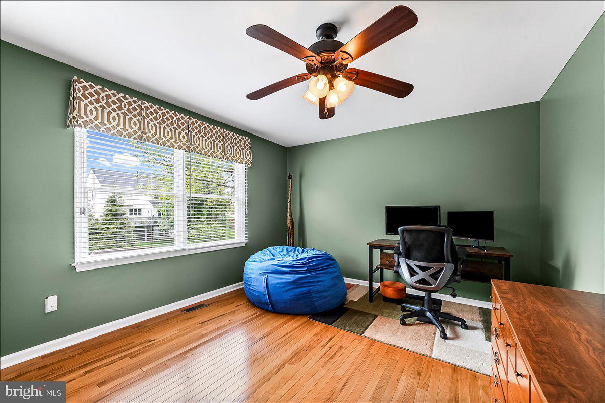 WILLOWDALE CROSSIN - Residential