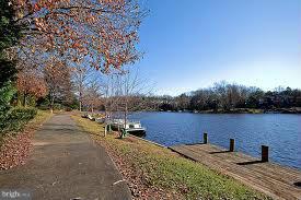 RESTON - Residential Lease