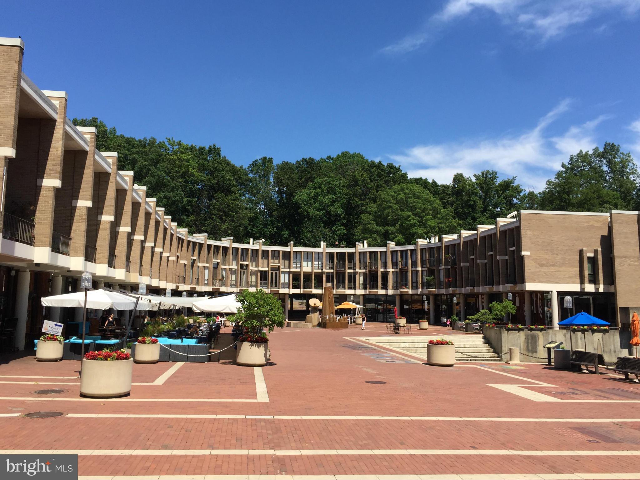 RESTON - Residential Lease