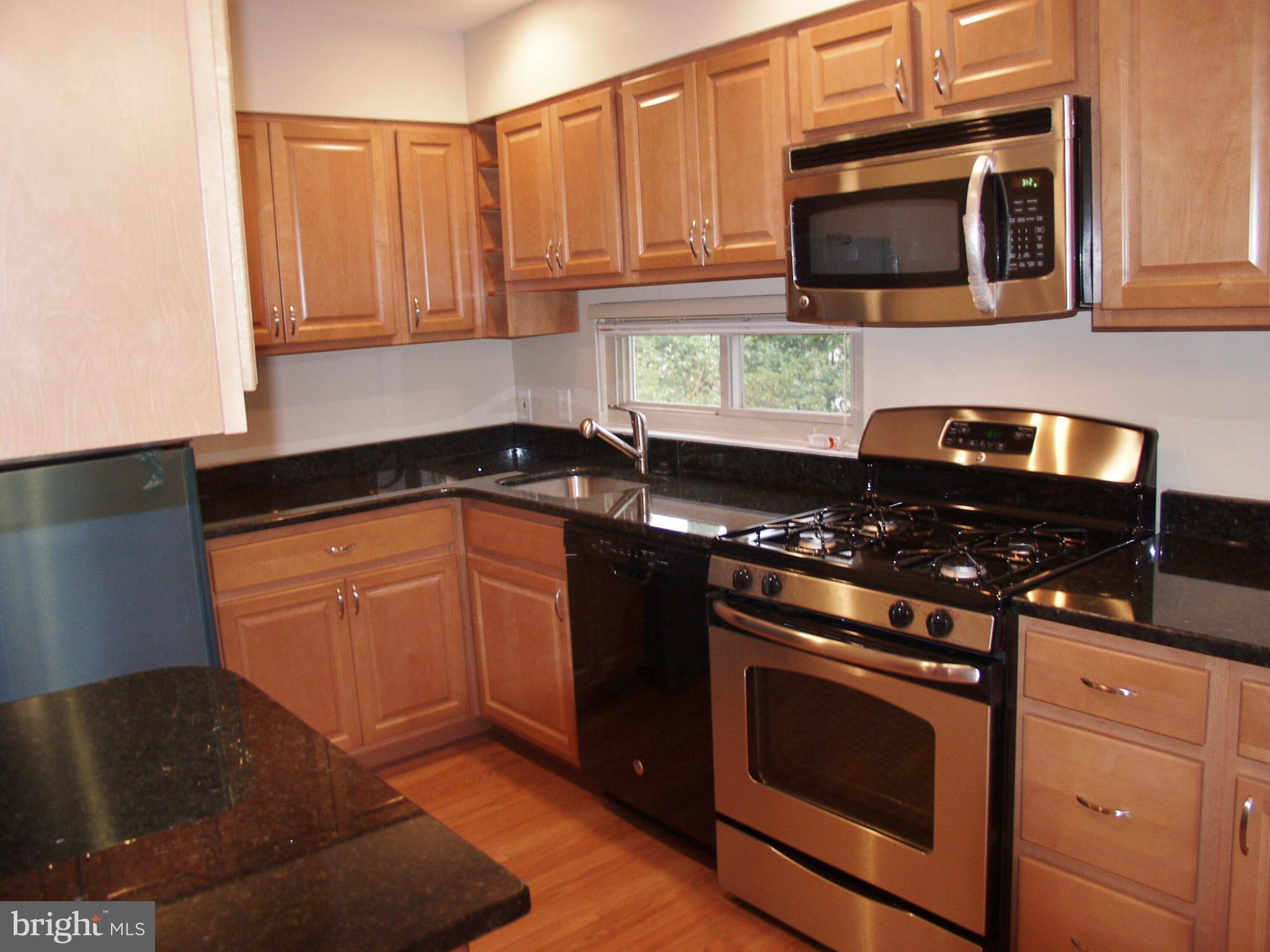 RESTON - Residential Lease