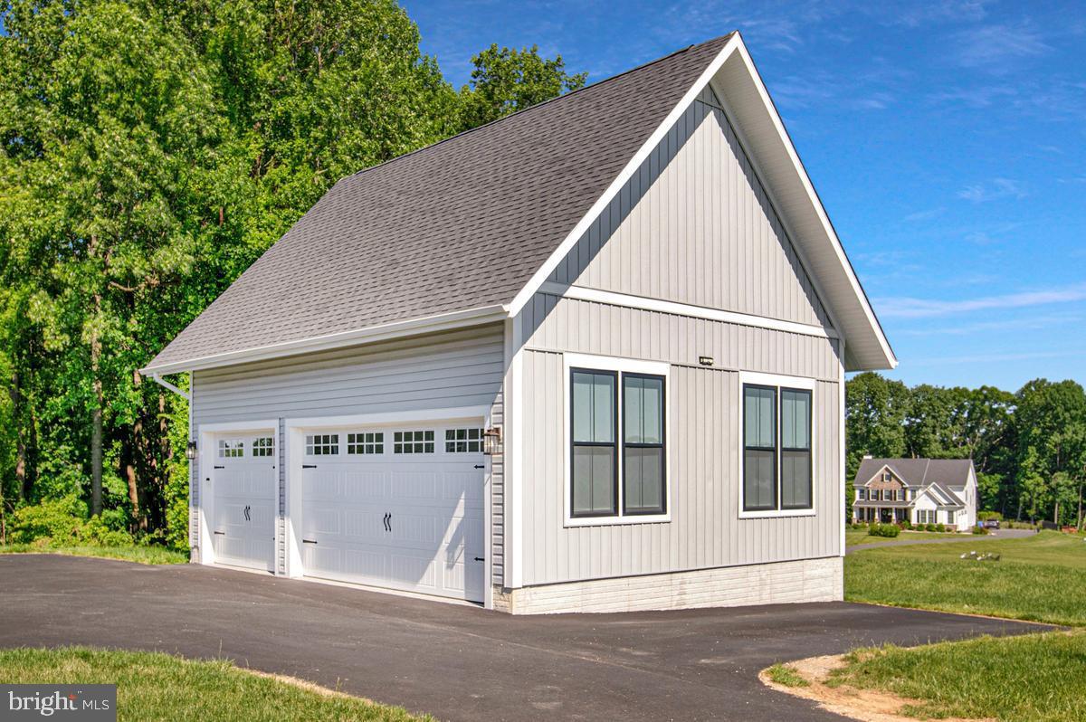 2412 SCOTLON COURT
