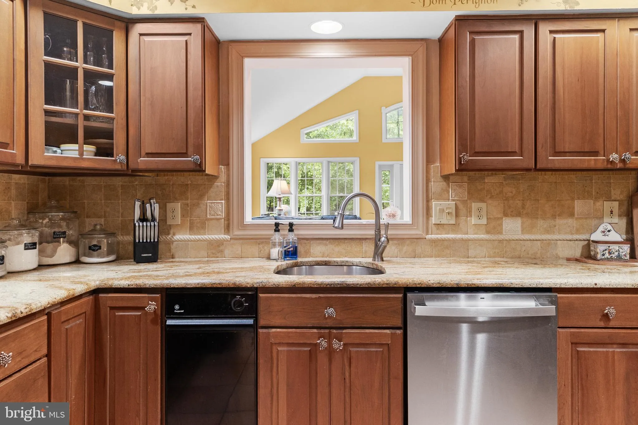 Sewell, New Jersey 08080, United States, 4 Bedrooms Bedrooms, ,4 BathroomsBathrooms,Residential,Pending,135518