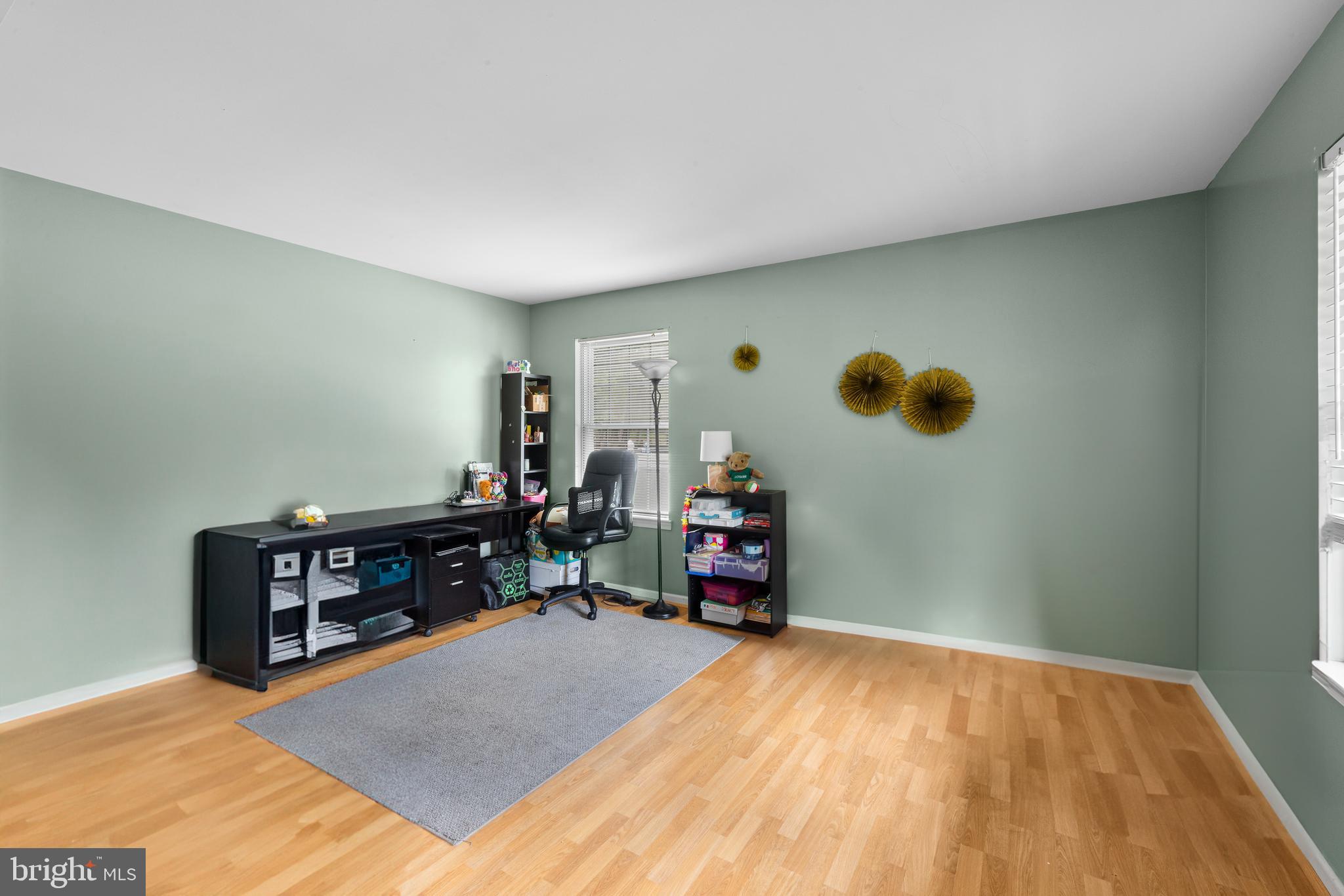 45 LAKEVIEW DRIVE