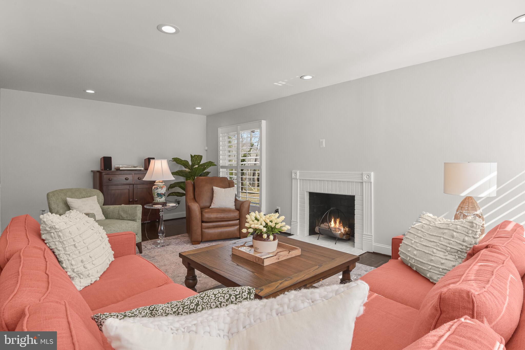 BROCK HALL PLAT 4 - Residential